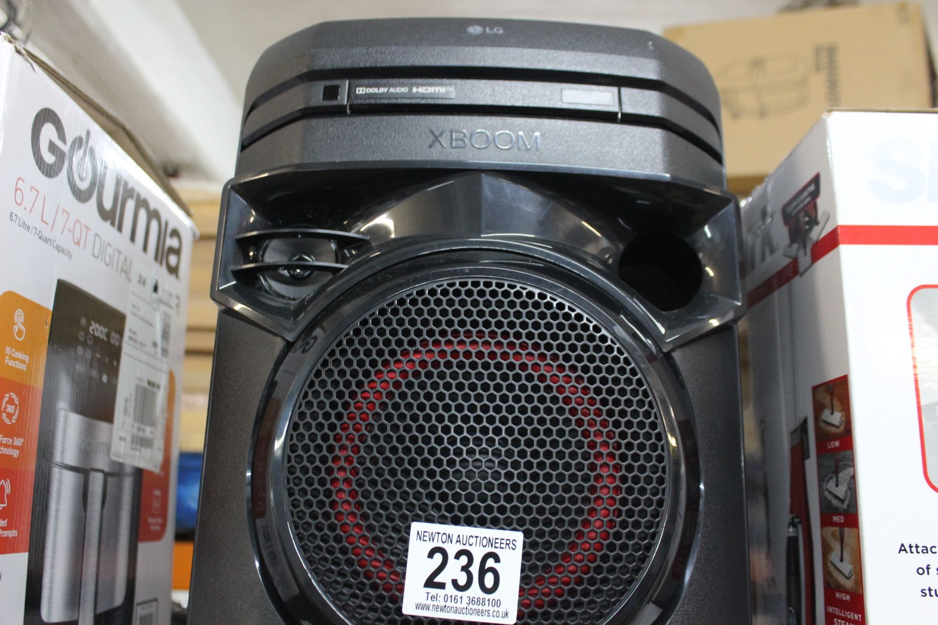 1 LG XBOOM ON2D BLUETOOTH MEGASOUND PARTY SPEAKER RRP Â£199