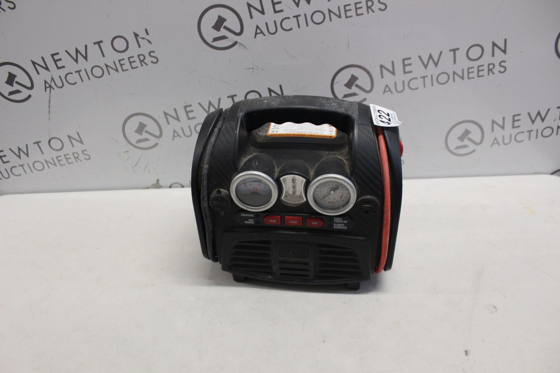 1 POWERSTATION PSX3 BATTERY JUMPSTARTER WITH BUILT IN LIGHT AND COMPRESSOR RRP Â£129.99
