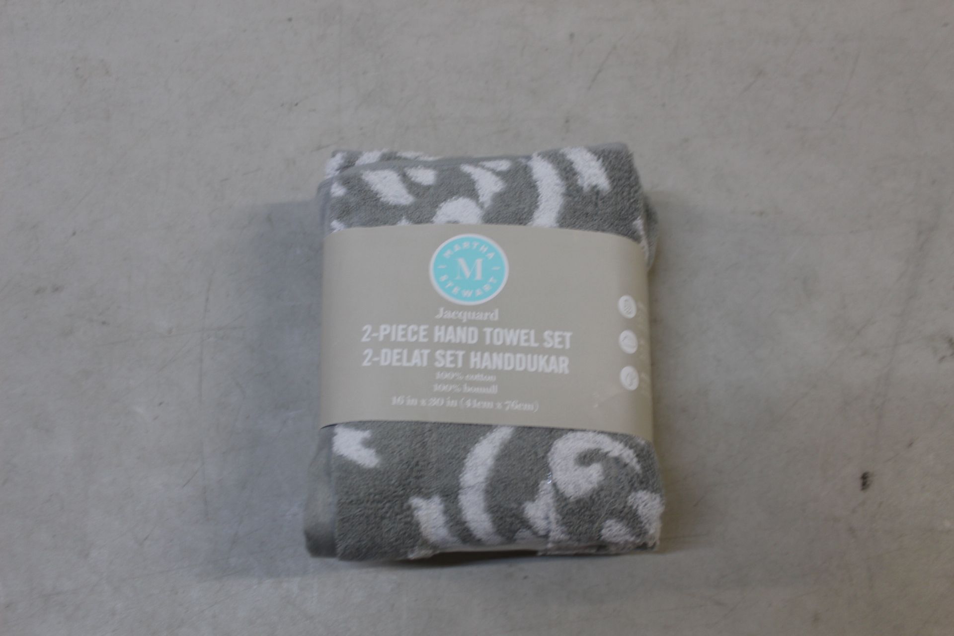 1 BRAND NEW MARTHA STEWART 2 PACK WHITE & GREY HAND TOWEL SET RRP Â£19