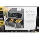 1 BOXED SUR LA TABLE DUAL BASKET AIR FRYER, 7.6L RRP Â£129