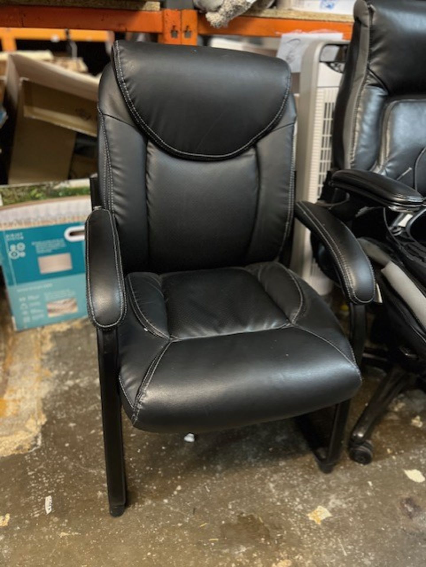 1 TRUE INNOVATIONS BLACK BONDED LEATHER OFFICE GUEST CHAIR RRP Â£119.99