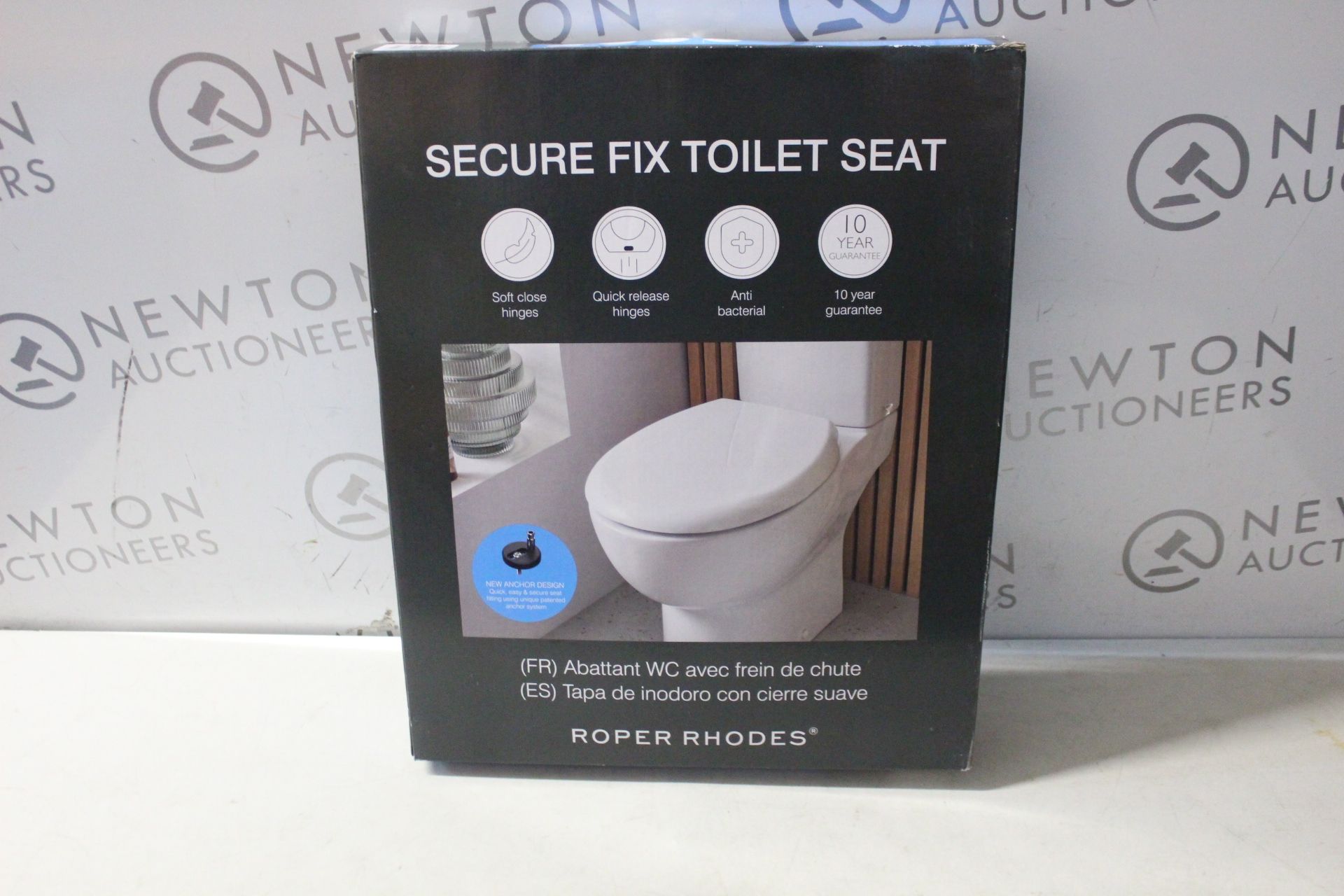 1 BOXED RHODES TOILET SEAT RRP Â£29.99