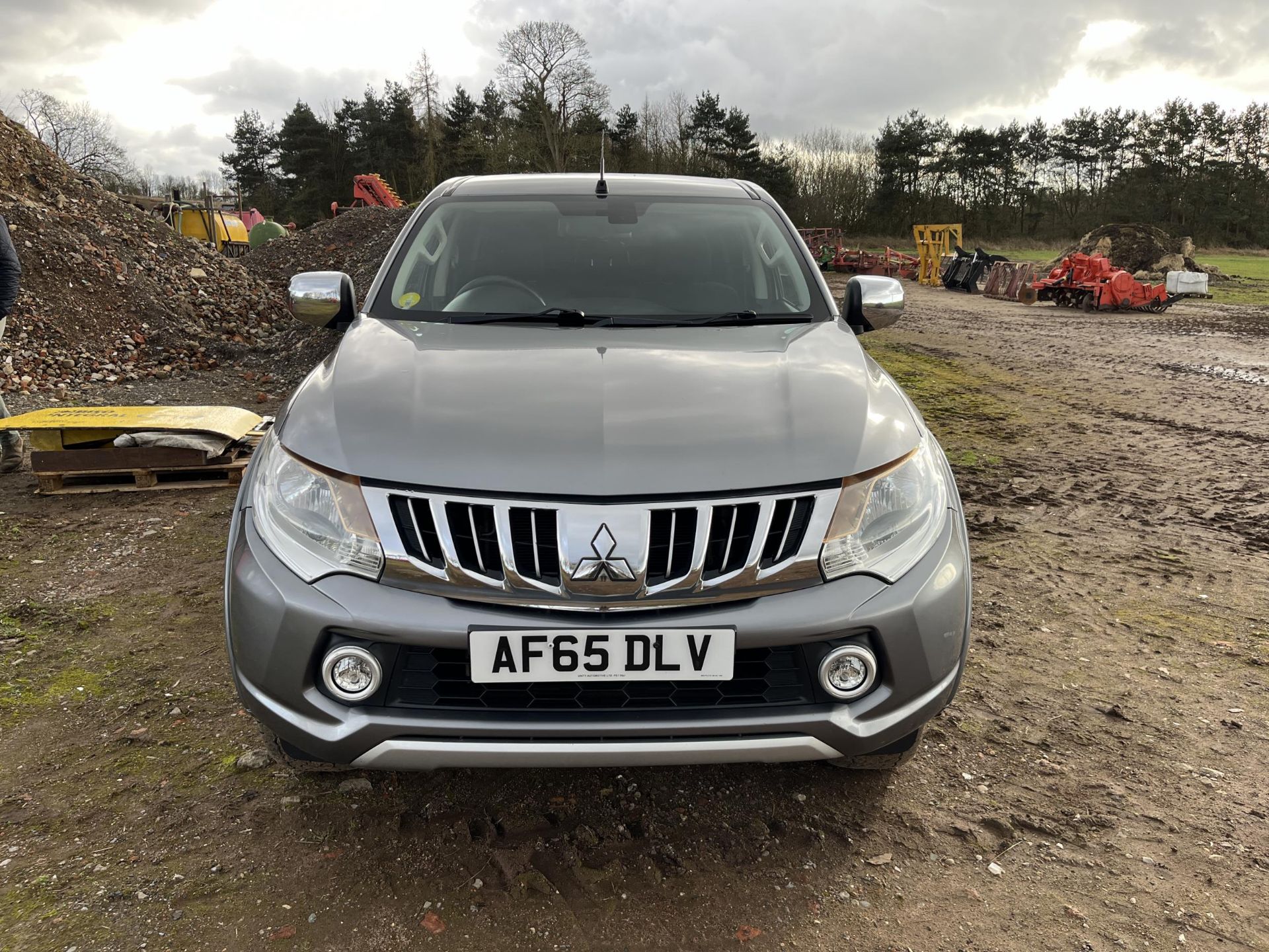 MITSUBISHI TITAN L200, 120,000 MILES, TRUCKMAN TOP, FSH, REG NO: AF65 DLV - Image 3 of 11