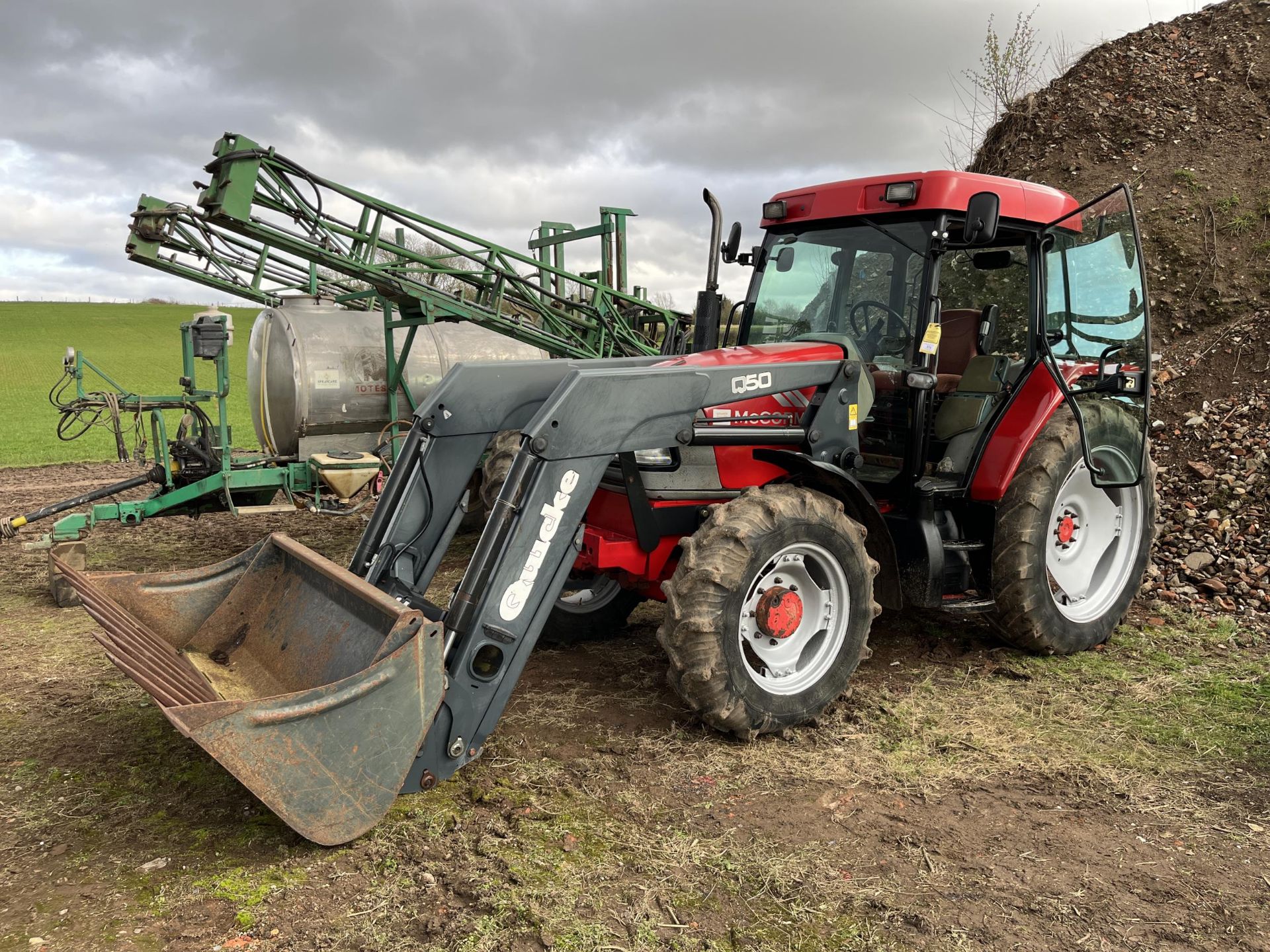 MCCORMICK CX105 XTRA SHIFT TRACTOR (2006), 4WD, Q50 QUICKIE LOADER, AIR CON, 7511 HRS, 1 OWNER - Bild 4 aus 8