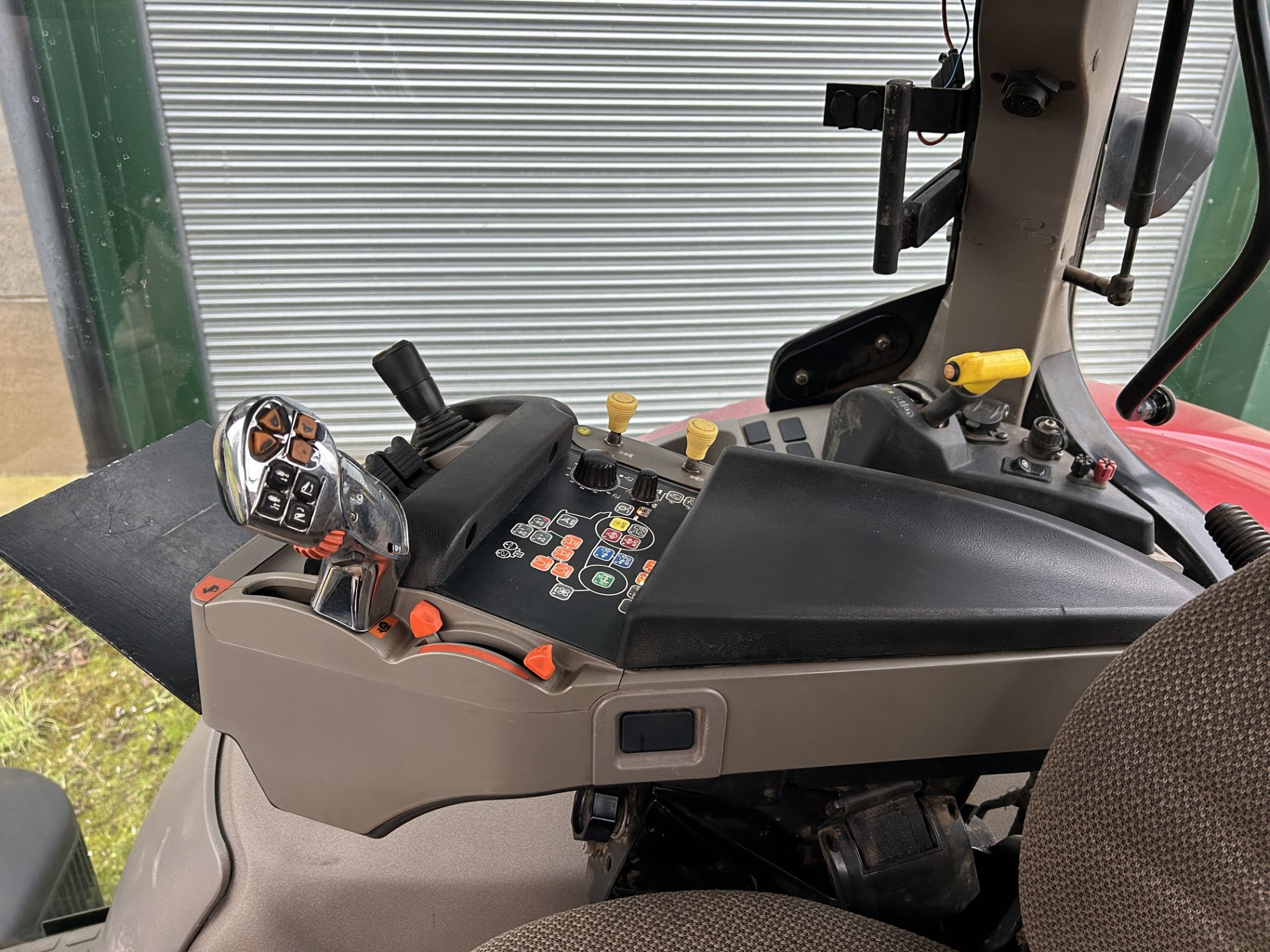 CASE PUMA 160CVX TRACTOR (2012), 4WD, 8189 HRS, REG NO: YJ12 FFK, SERIAL NUMBER: ZCBP55020 (MANUAL, - Image 5 of 7