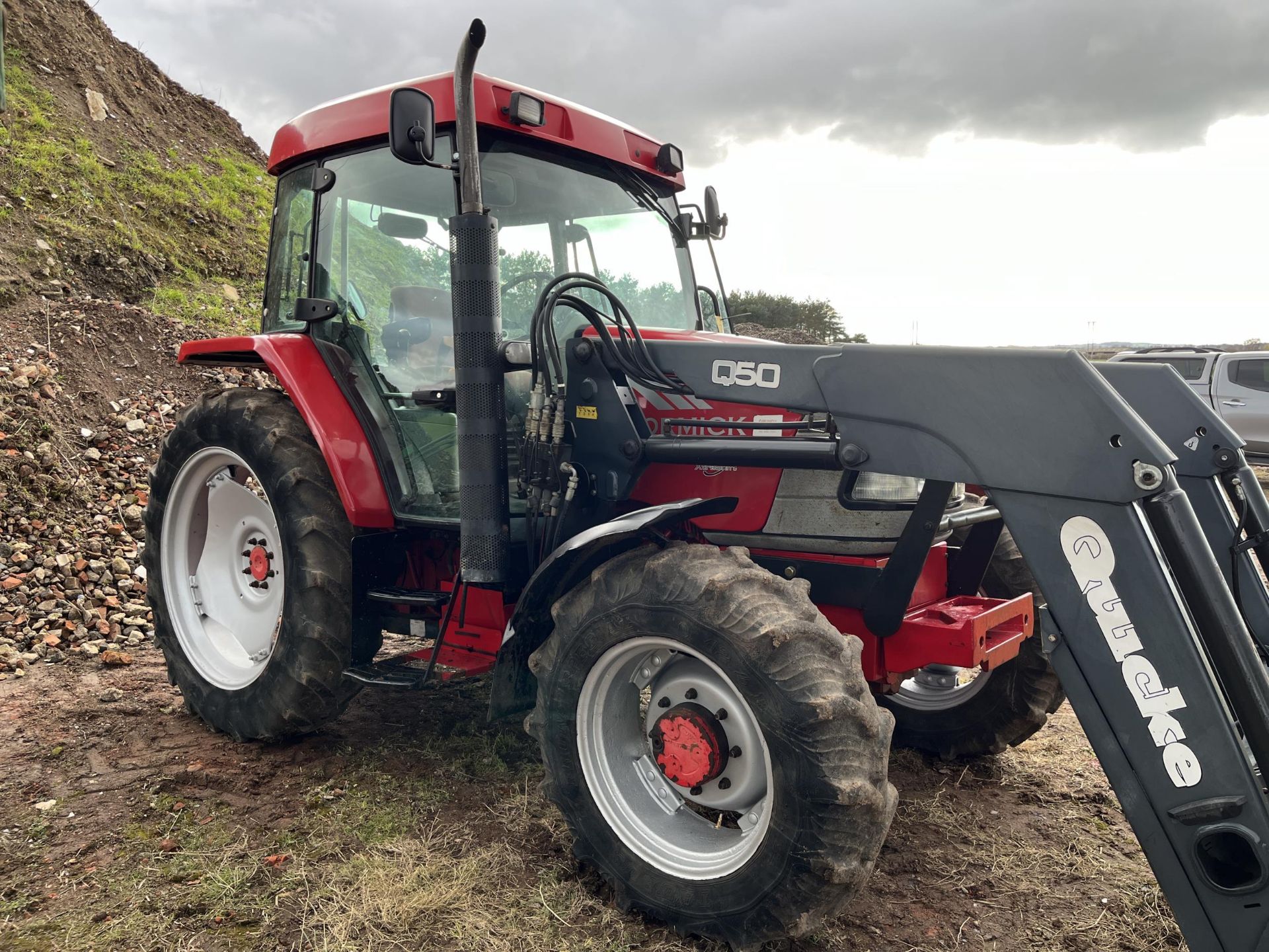MCCORMICK CX105 XTRA SHIFT TRACTOR (2006), 4WD, Q50 QUICKIE LOADER, AIR CON, 7511 HRS, 1 OWNER - Bild 2 aus 8