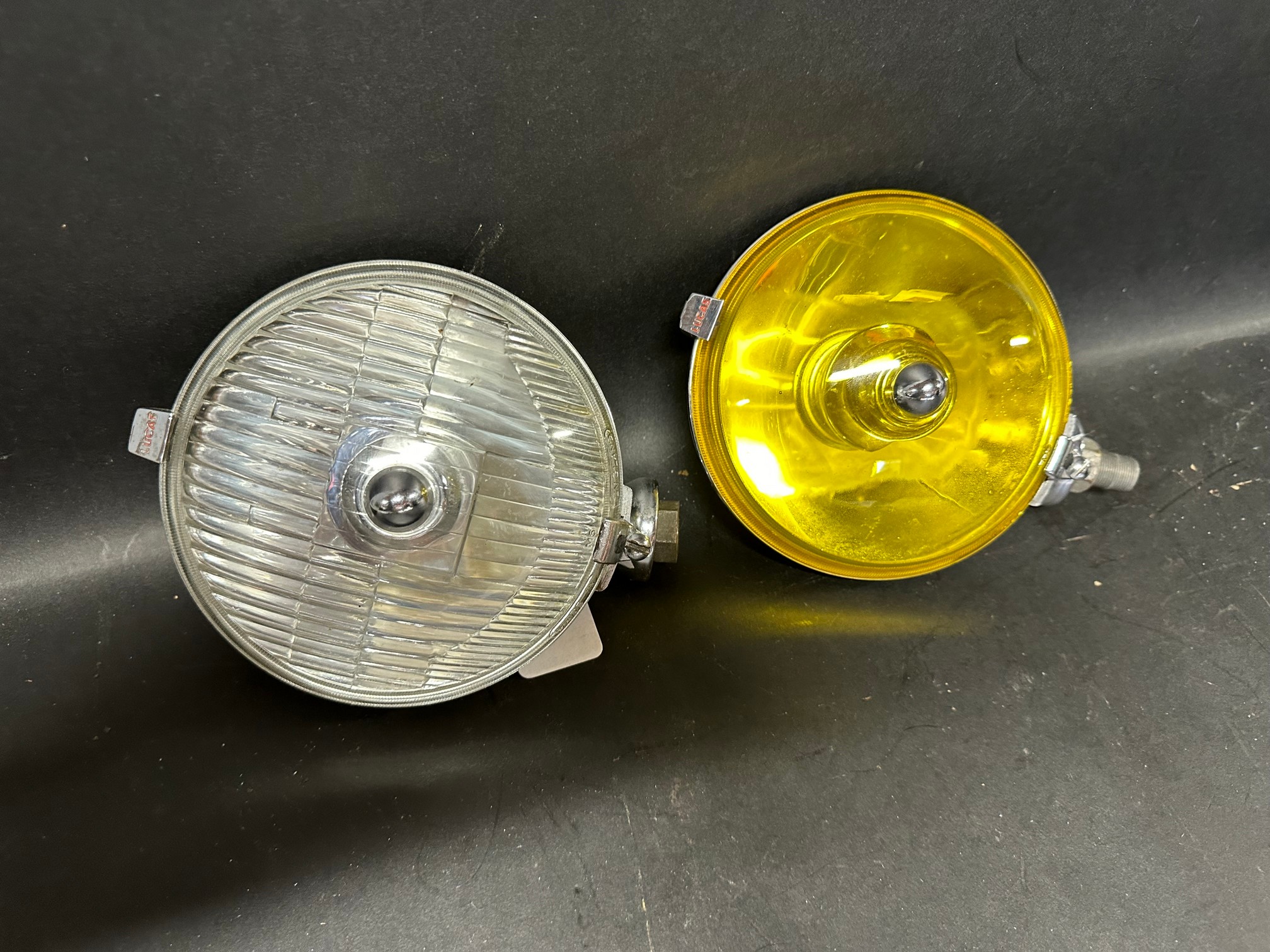 A pair of Lucas 576 lamps (spot and fog) with brackets. - Image 3 of 6