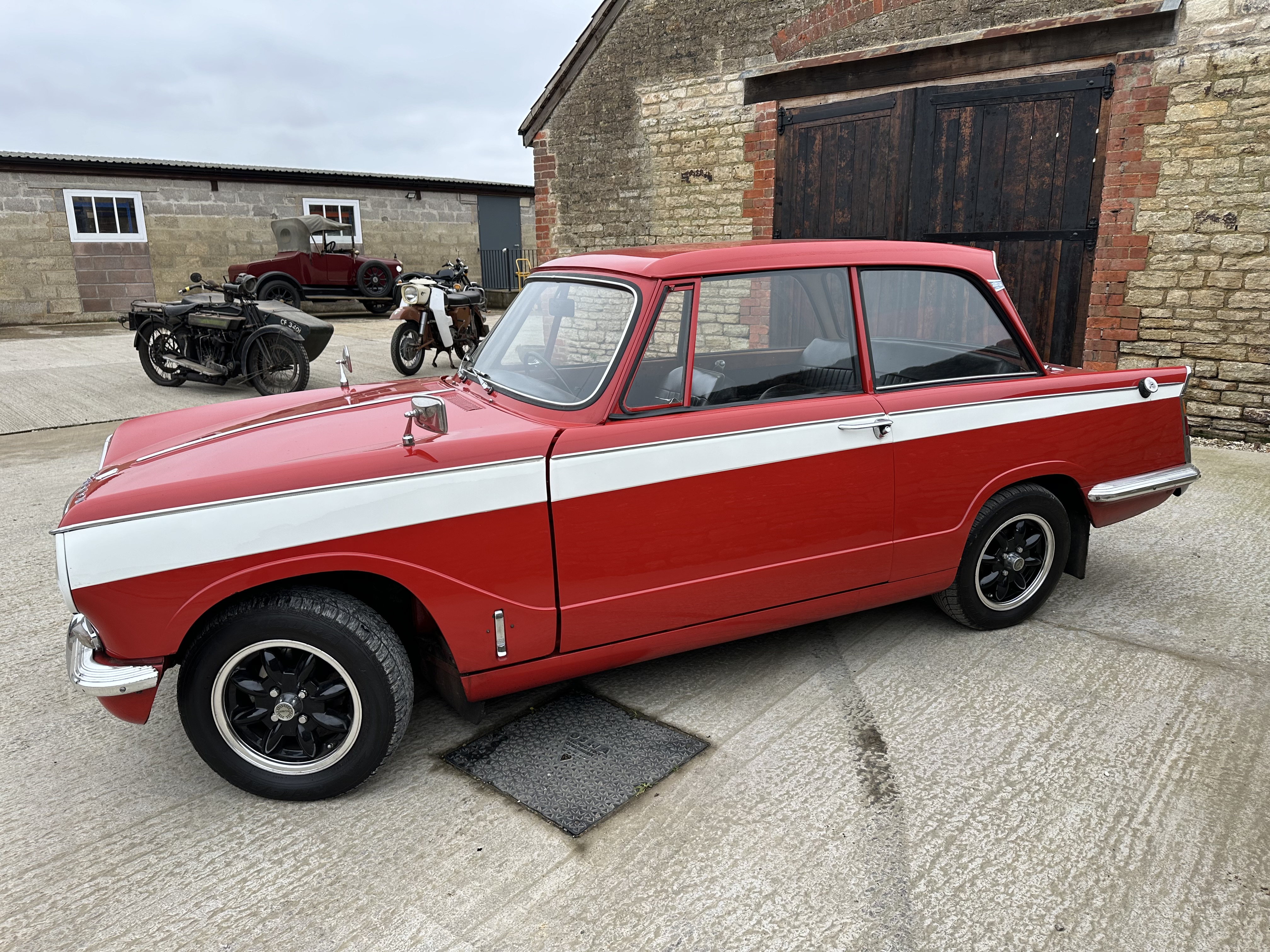 1963 Triumph Vitesse Saloon - Image 5 of 8