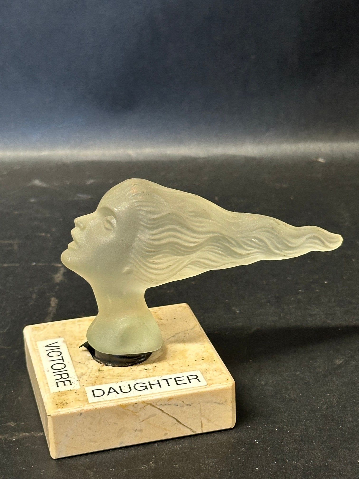 An Art Deco Speed Girl or Victoire glass car accessory mascot , mounted on base, unknown - Image 2 of 2