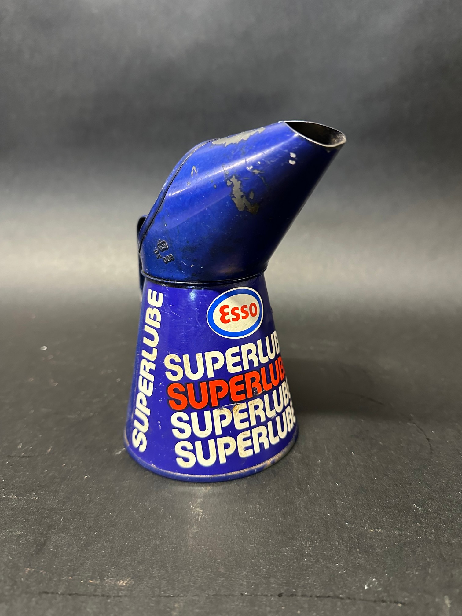 An Esso Superlube 500ml oil pourer. - Image 5 of 5