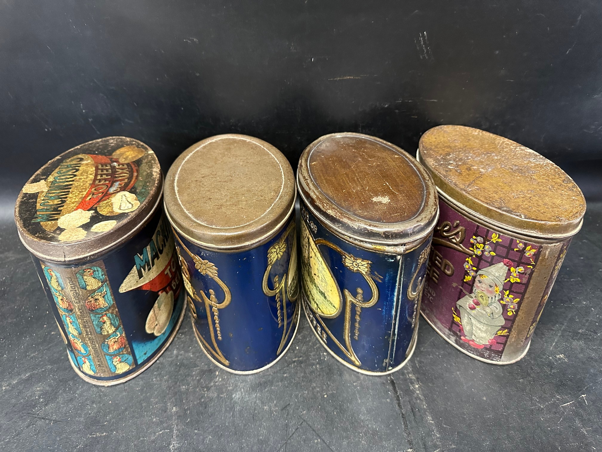 Four 1920s large toffee tins: Mackintosh's Toffee Deluxe, Thorne's of Leeds, Waller's Toffee with - Bild 4 aus 4