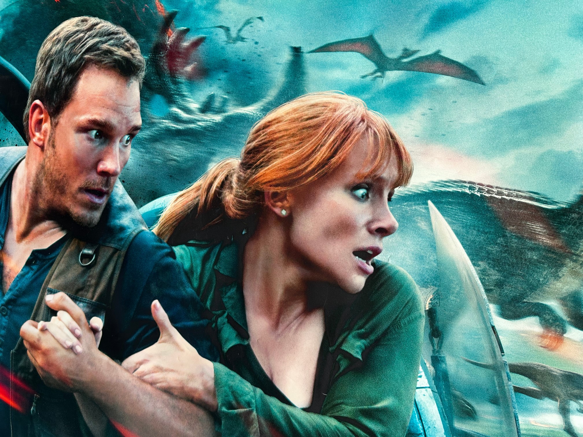 A very large Jurassic World Fallen Kingdom cinema poster, 2017 TM Universal Studios and Amblin - Image 4 of 6