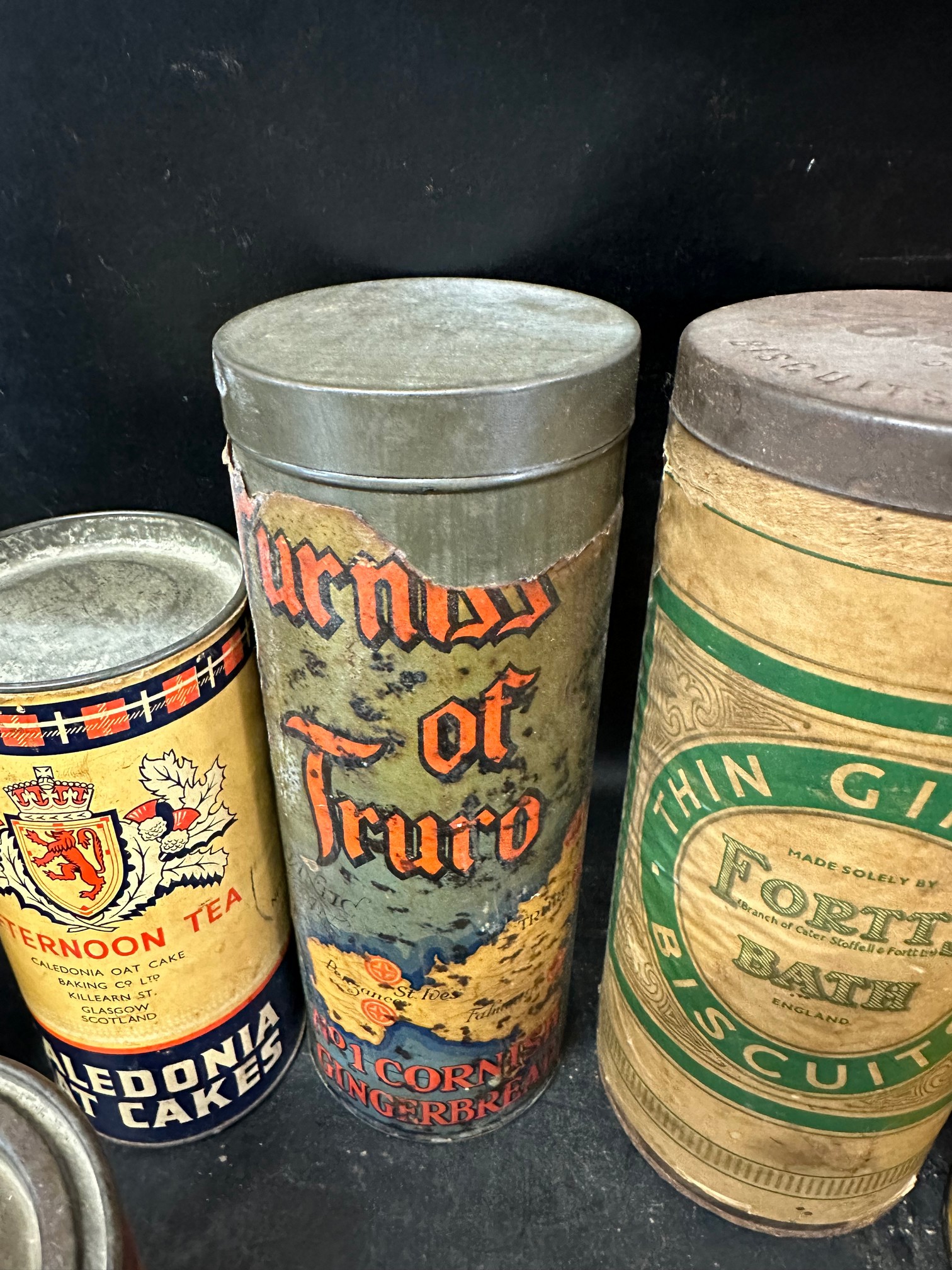 Seven early food tins including Fortts of Bath thin ginger biscuits, Cornish Gingerbread, C.W.S. - Image 5 of 8