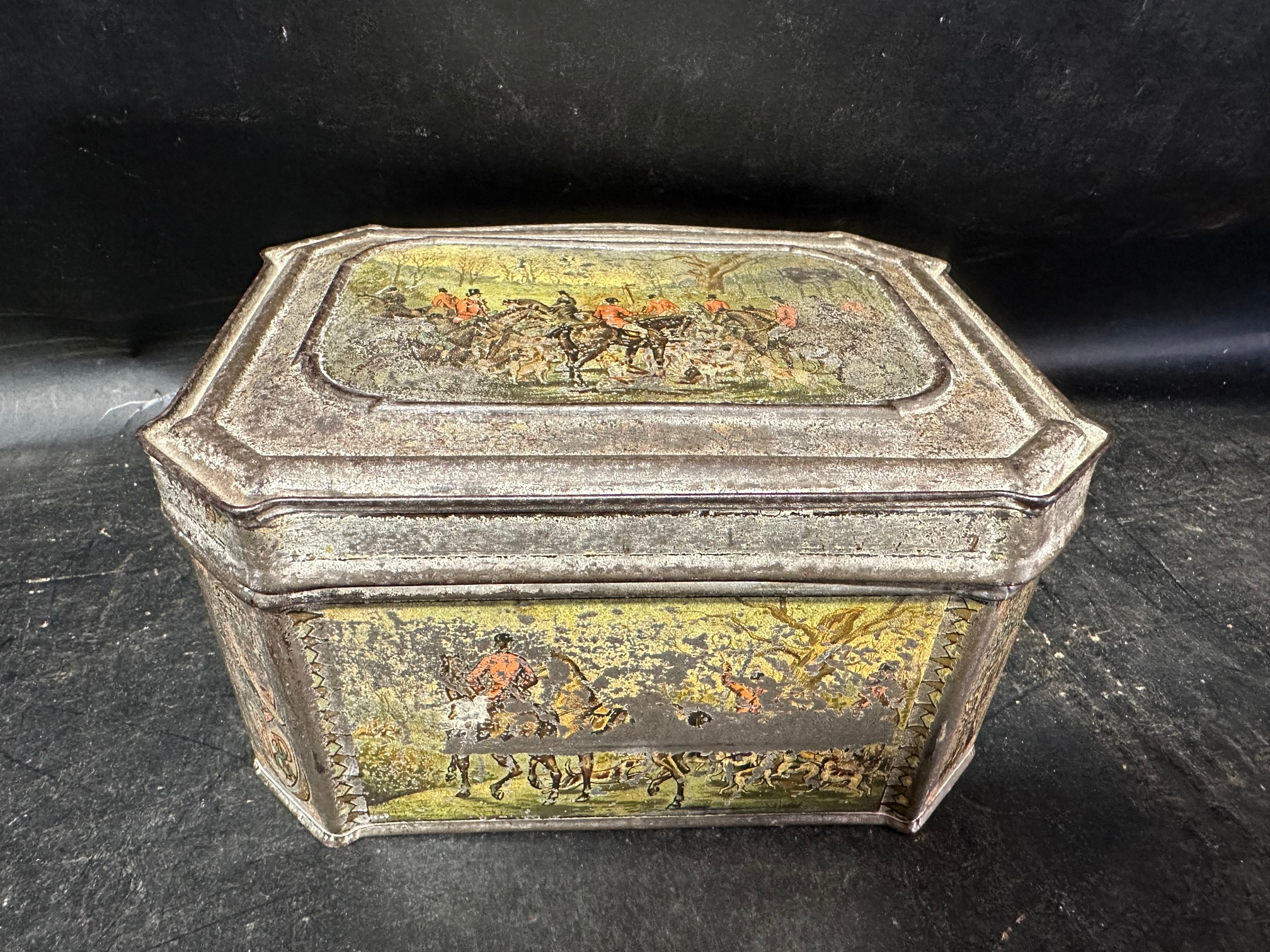Three Huntley & Palmer's Ltd. confectionery tins including hunting scenes, horse and carts etc. - Image 4 of 9