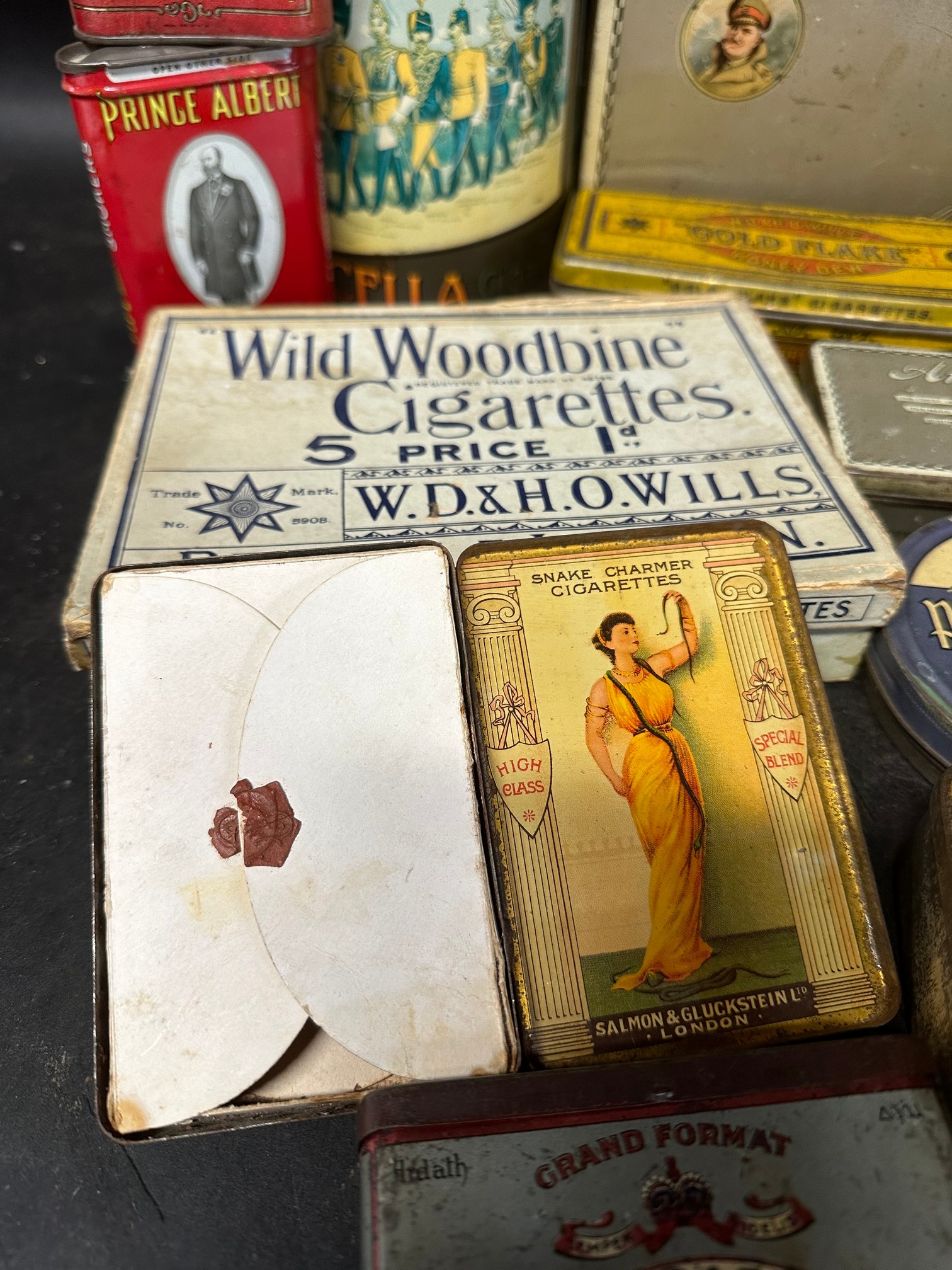 A selection of tobacco tins, packets, advertising etc. inc. Wills, Player's Navy Cut, Army Club, - Image 2 of 11