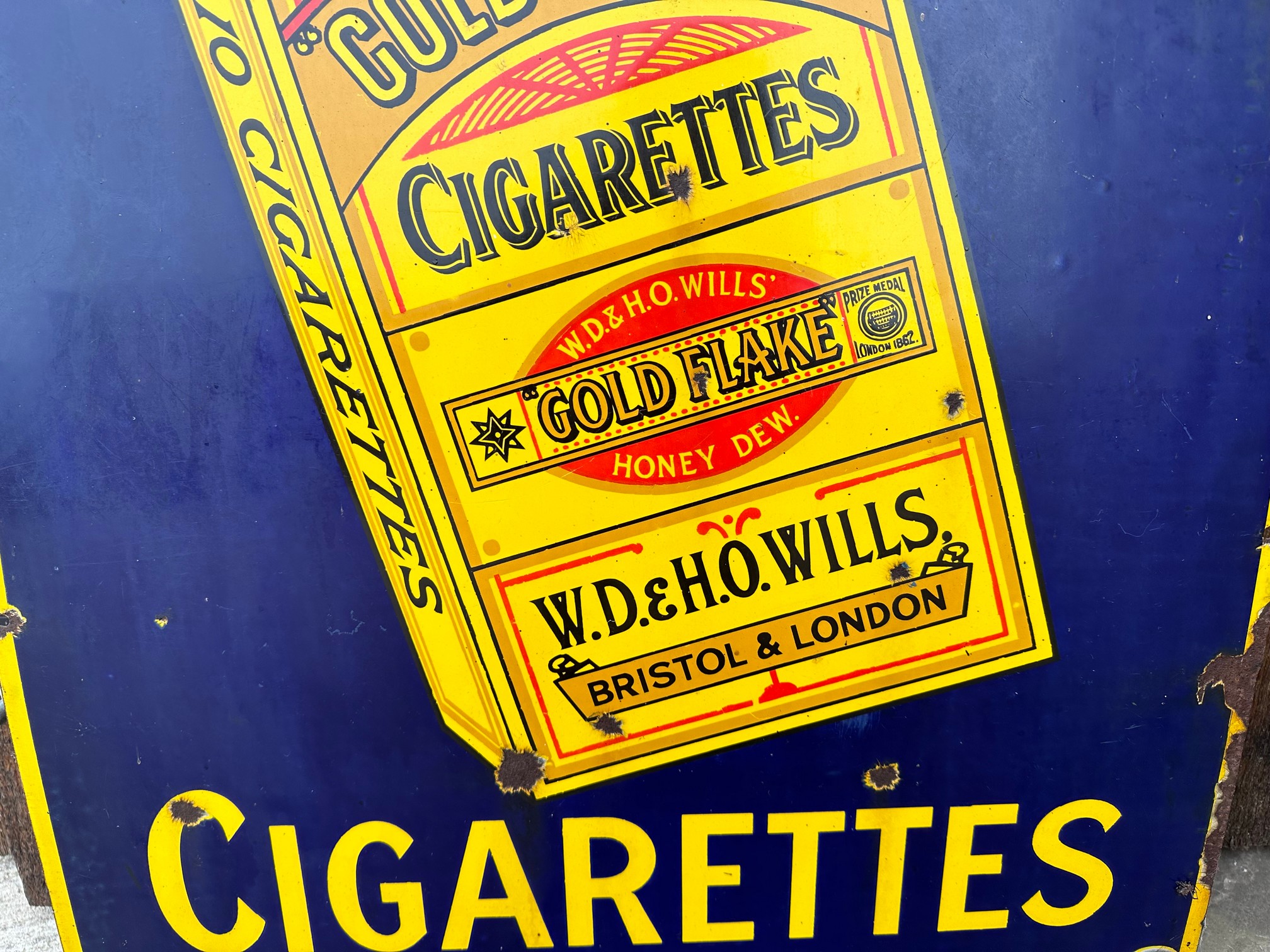 A Wills's Gold Flake Cigarettes Sold Here pictorial 'packet' enamel advertising sign, issued by - Image 5 of 6