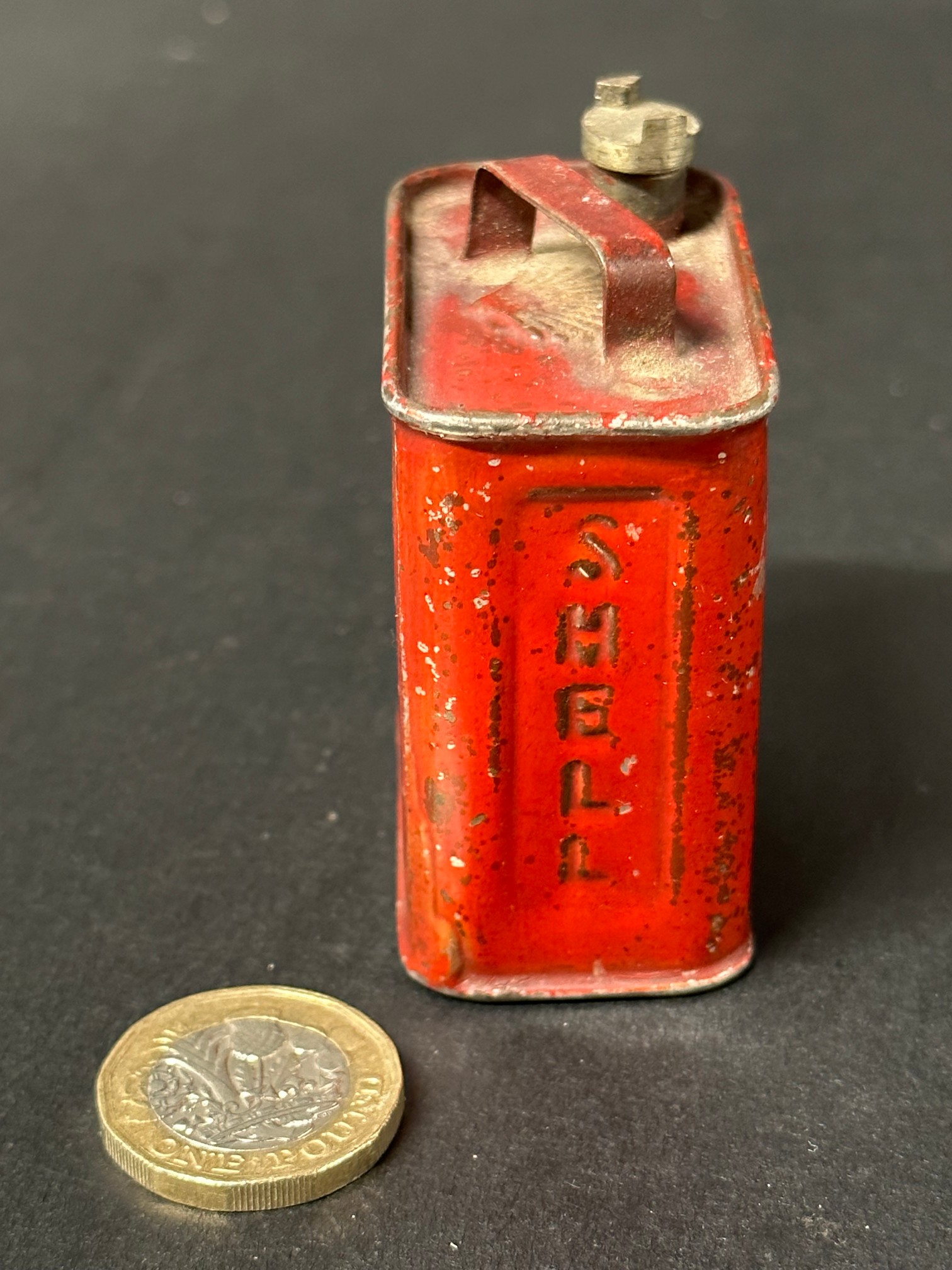 A miniature Shell Motor Spirit can, 2" wide x 2" tall (inc. handle). - Image 3 of 6