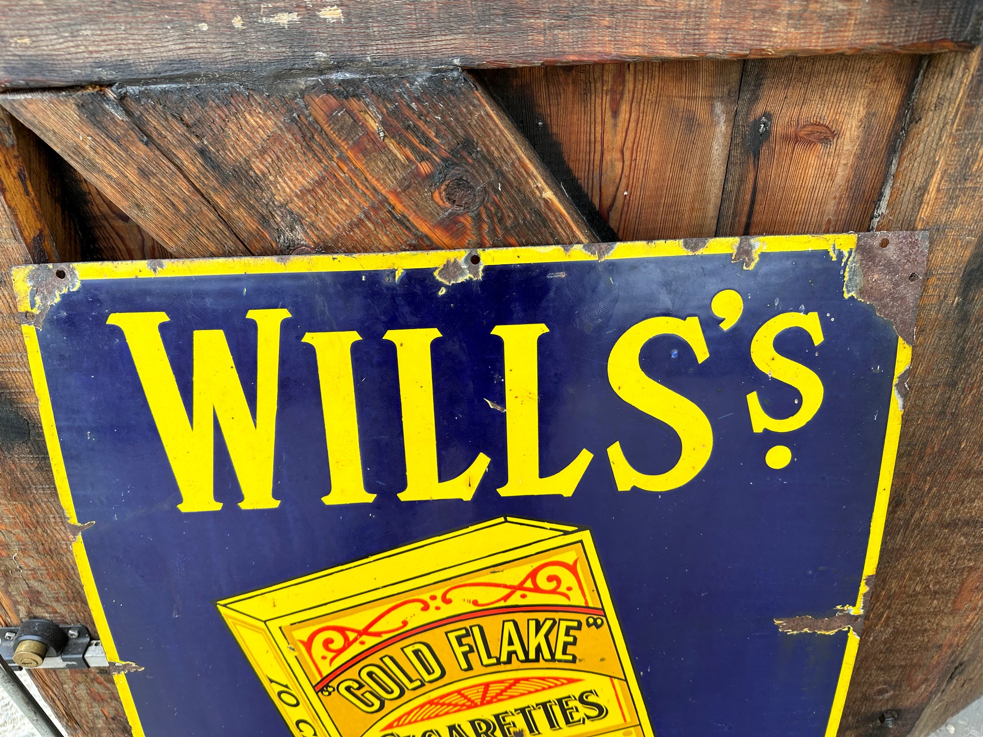 A Wills's Gold Flake Cigarettes Sold Here pictorial 'packet' enamel advertising sign, issued by - Image 3 of 6