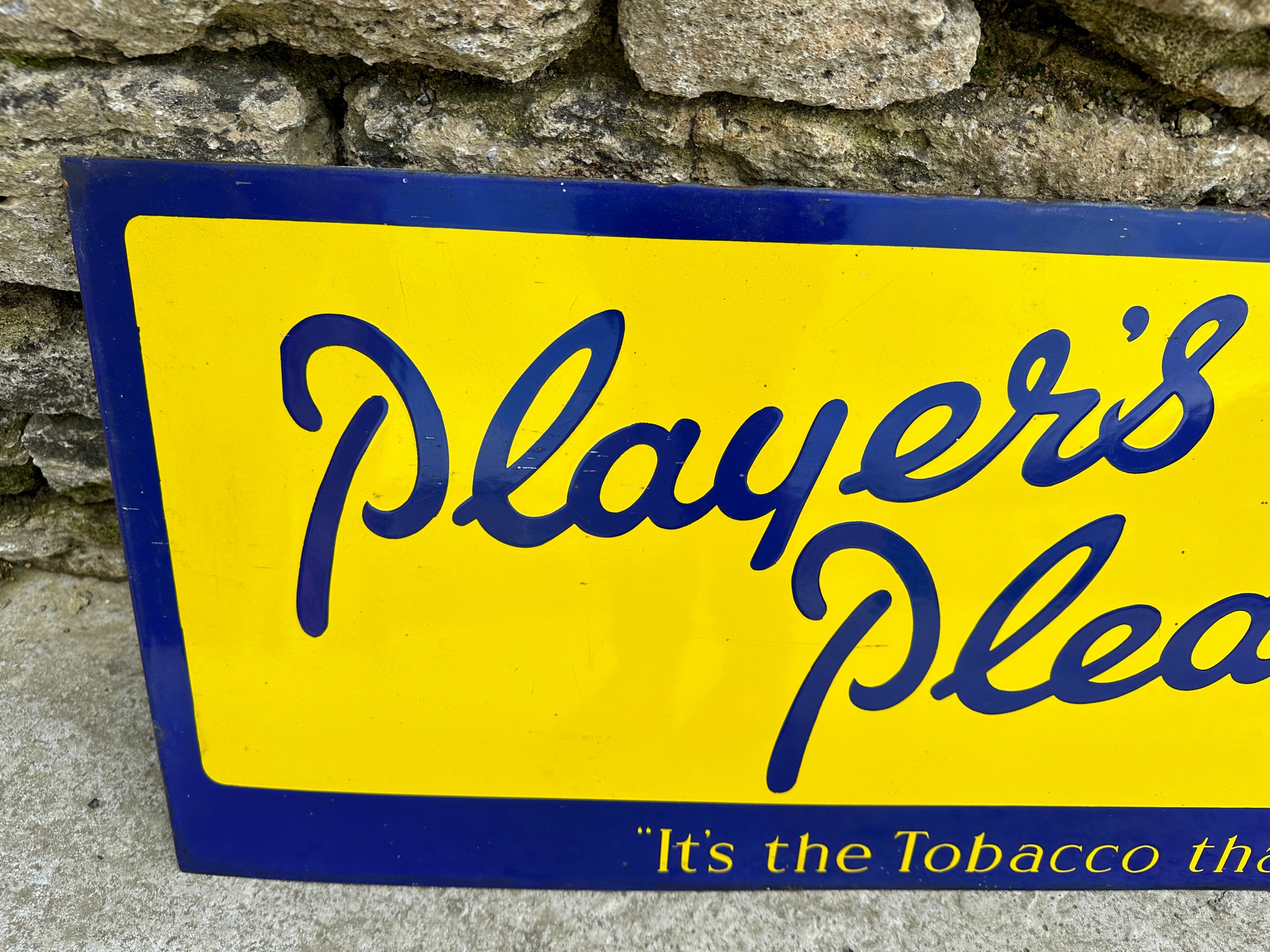 A Player's Please 'It's the Tobacco that Counts' enamel advertising sign, 45 x 16". - Image 3 of 4