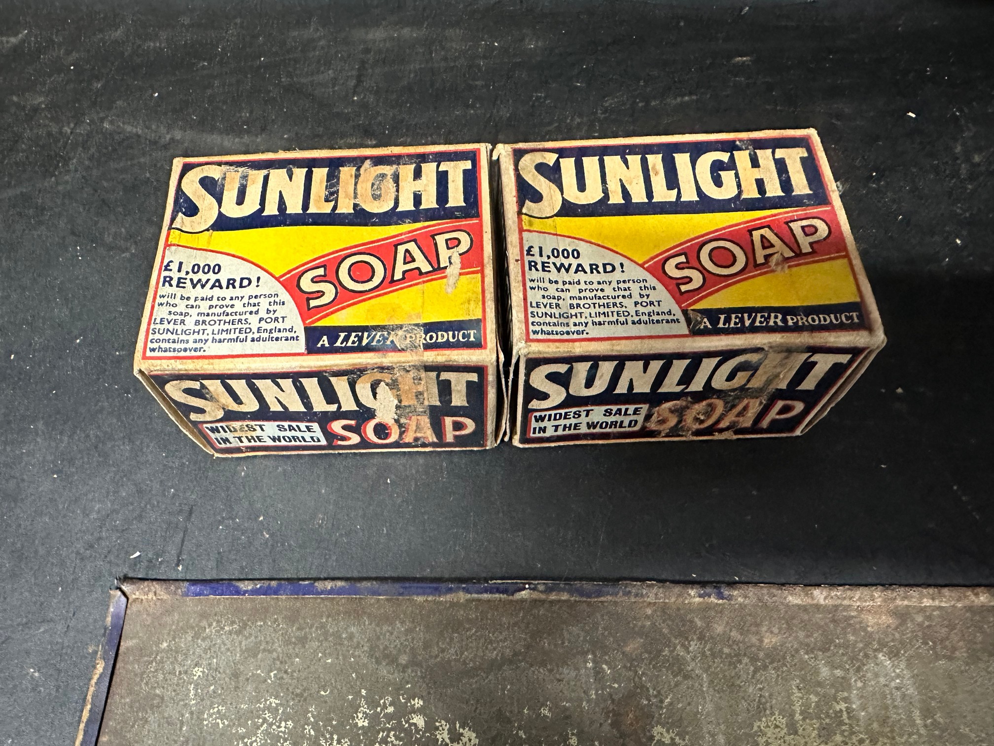 A Sunlight Soap tin sign, 10 x 4 1/2" with two Sunlight Soap boxes. - Image 4 of 4