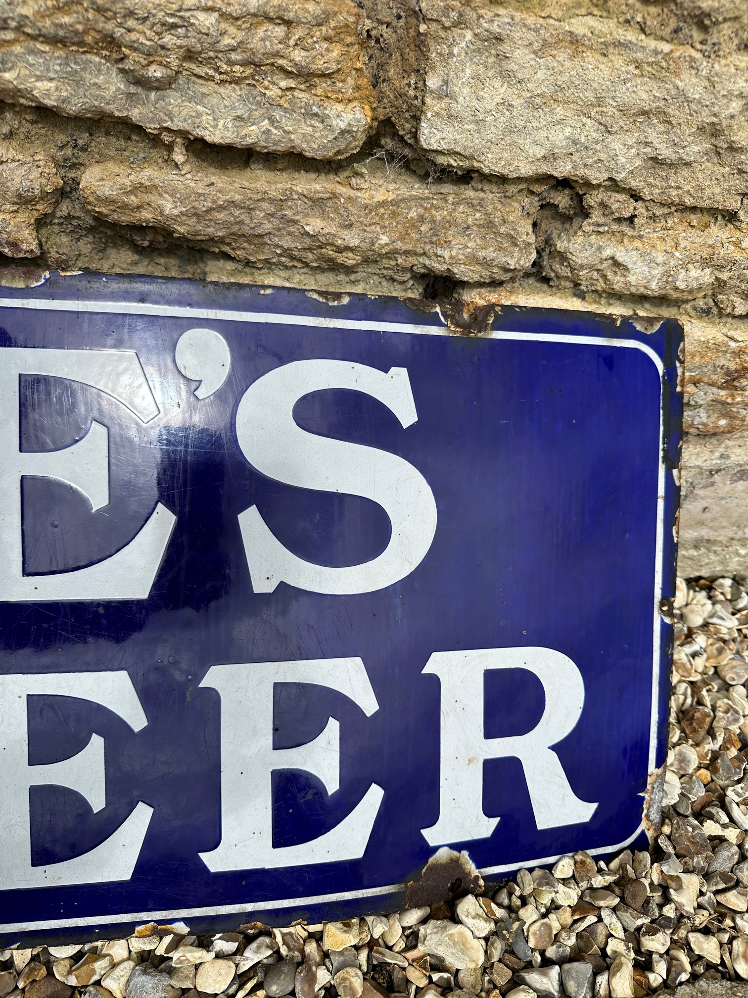 An R. White's Ginger Beer enamel advertising sign by Falkirk Iron Co. Ltd., 54 x 14". - Bild 5 aus 5