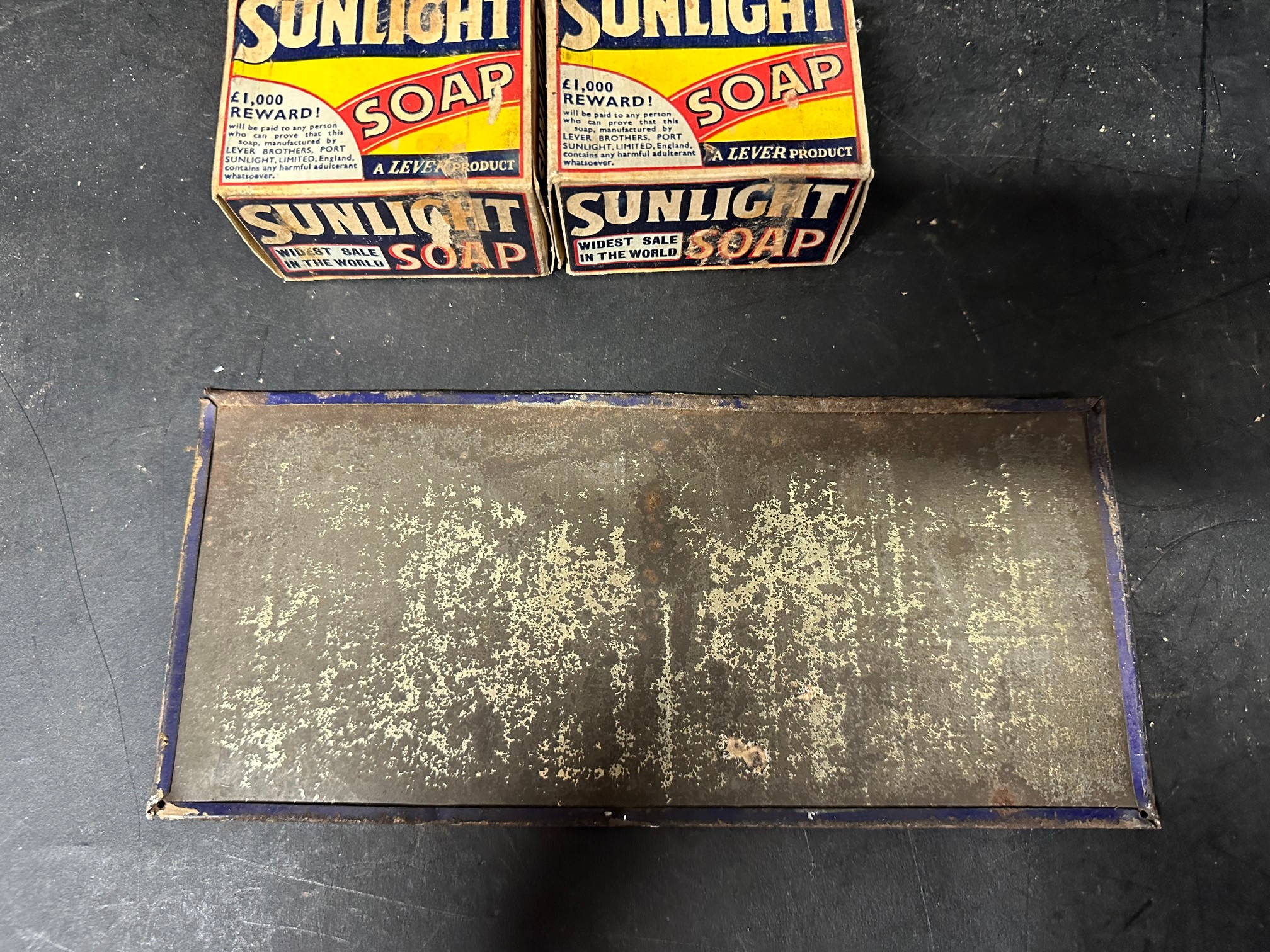 A Sunlight Soap tin sign, 10 x 4 1/2" with two Sunlight Soap boxes. - Image 3 of 4