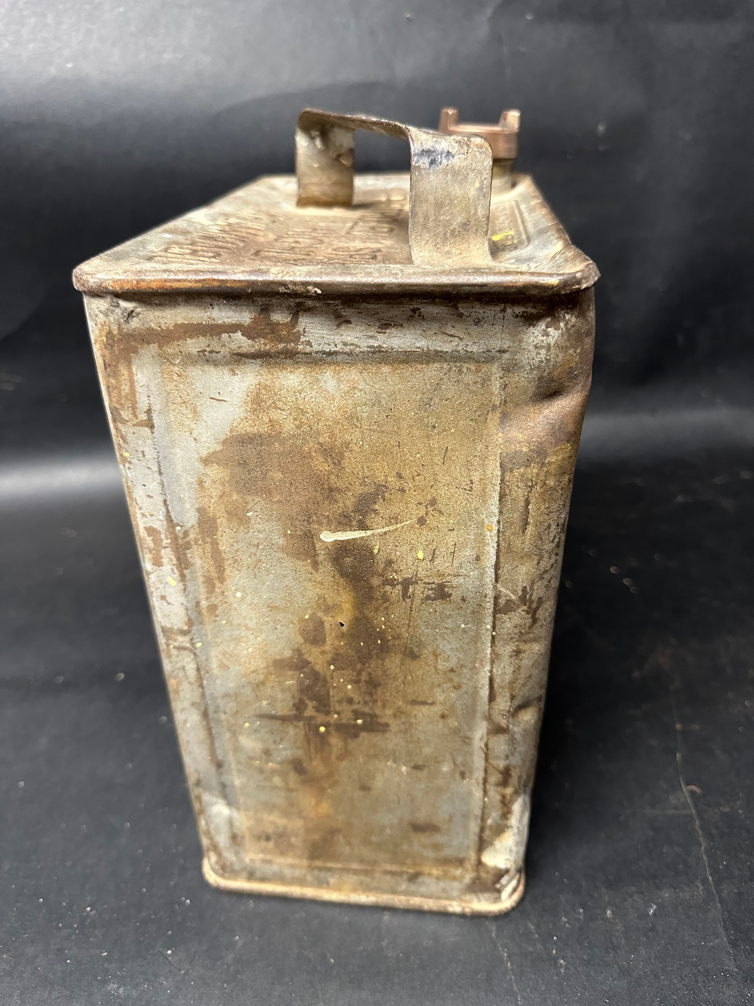 A Vaccum Oil Co. South Africa 'Motor Spirit' two gallon petrol can, Valor 12 31 to base, with - Image 3 of 5