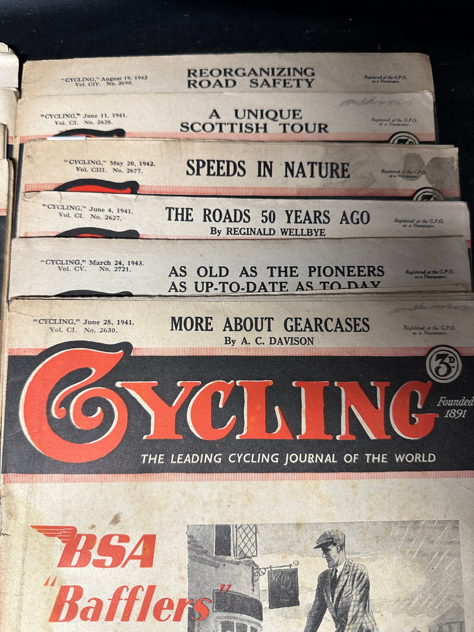 Two collapsible Cyclists cups (1900s), 11 wartime copies of Cycling journal 1941 (5), 1942 (3), - Image 3 of 6