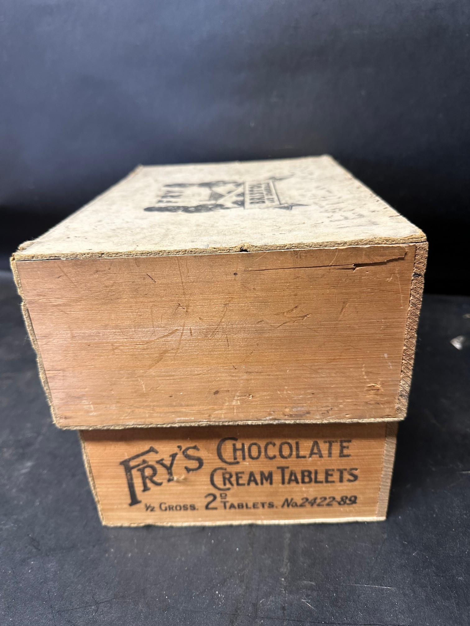 Two Fry's Chocolate of Bristol and Somerdale wooden counter top dispensing boxes 'Chocolate - Bild 5 aus 5