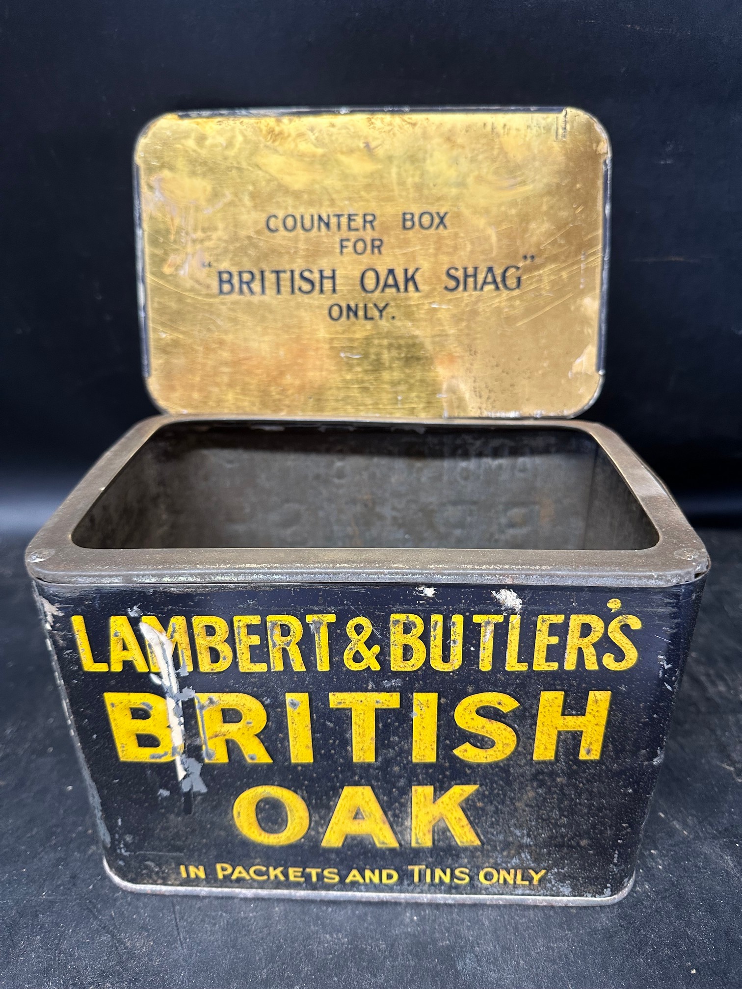 A Lambert & Butler's British Oak in packets and tins only counter box for "British Oak Shag", issued - Image 7 of 8