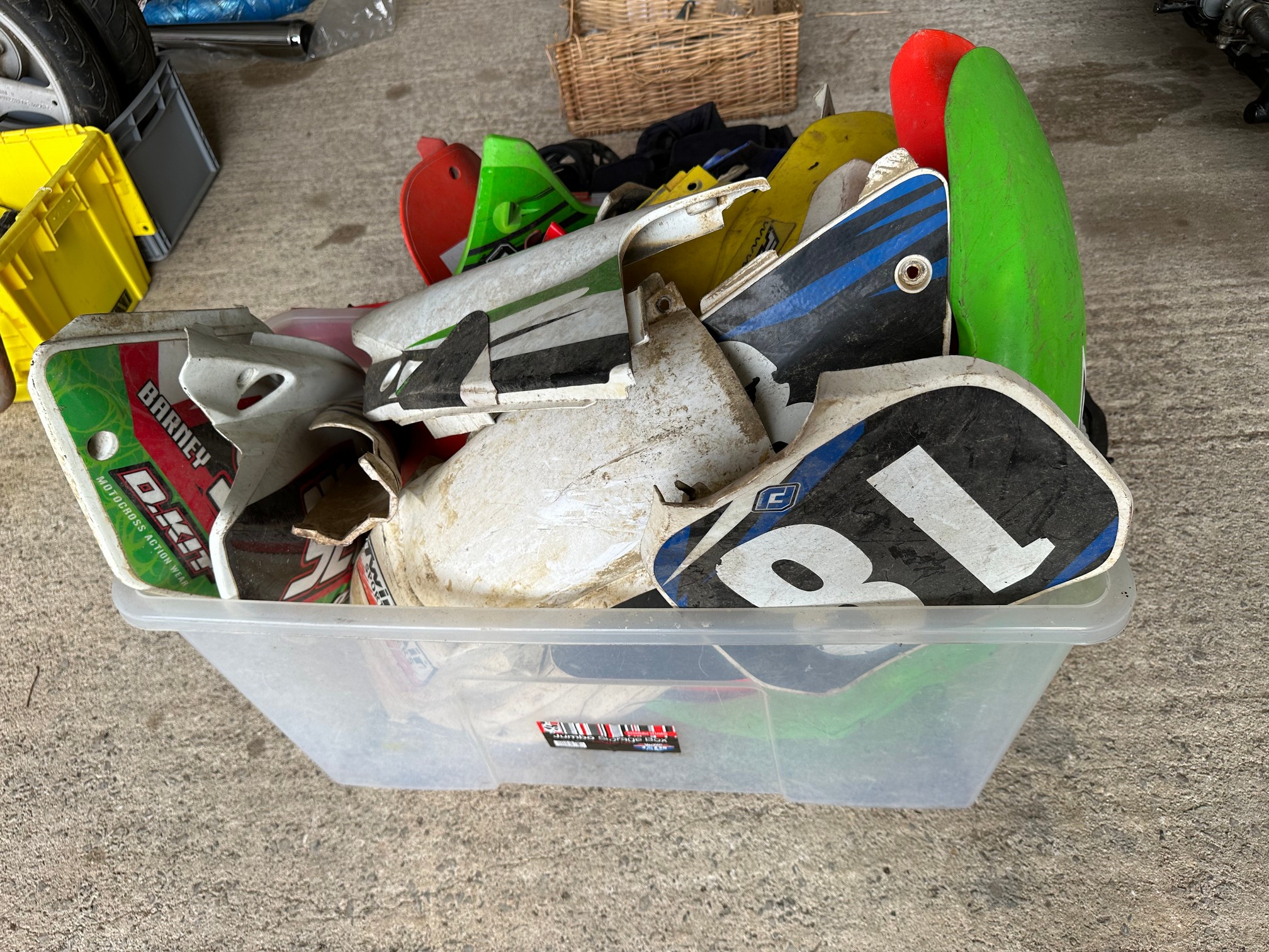 A quantity of used MX motorbike plastic mudguards, number holders, covers and body protectors. - Image 5 of 6