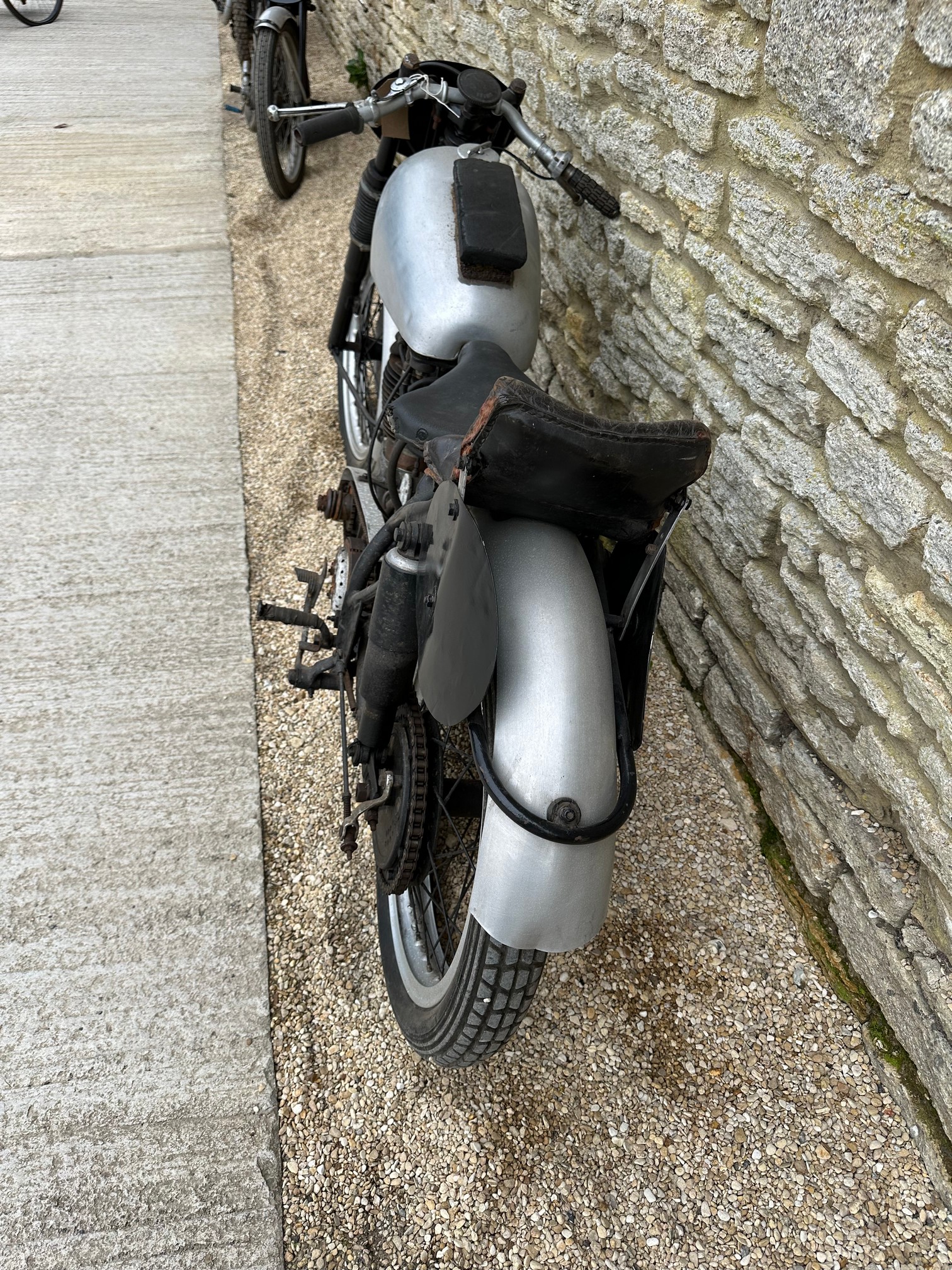 HARTLEY ARIEL RED HUNTER RACEBIKE - Image 6 of 6