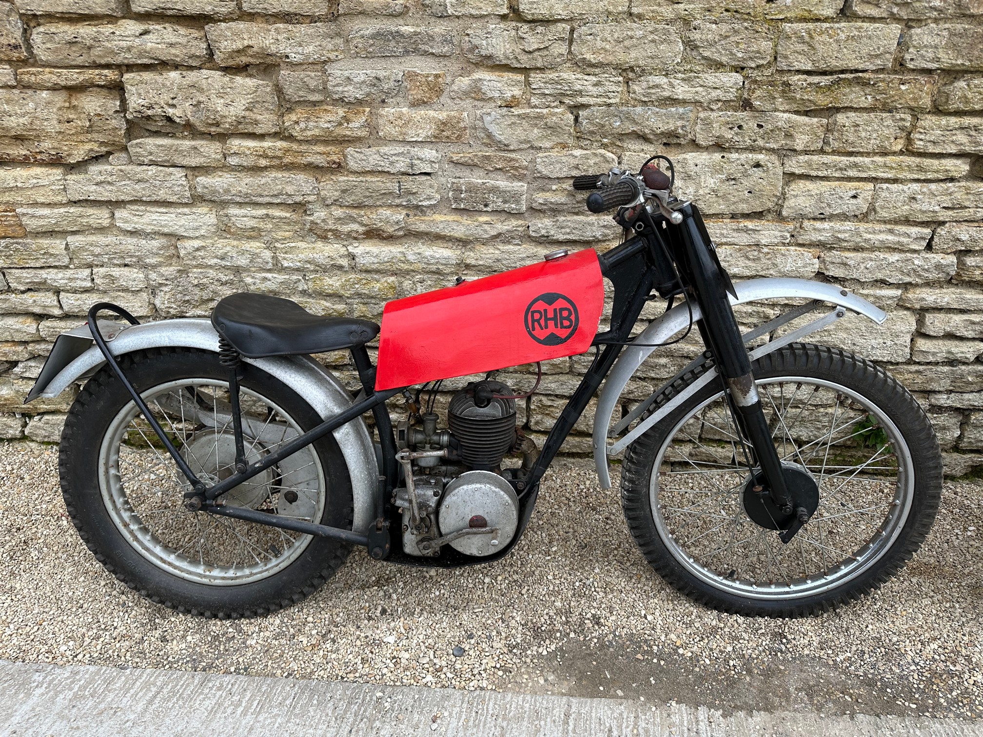 1962 RHB 197cc VILLIERS ENGINED TRIALS BIKE