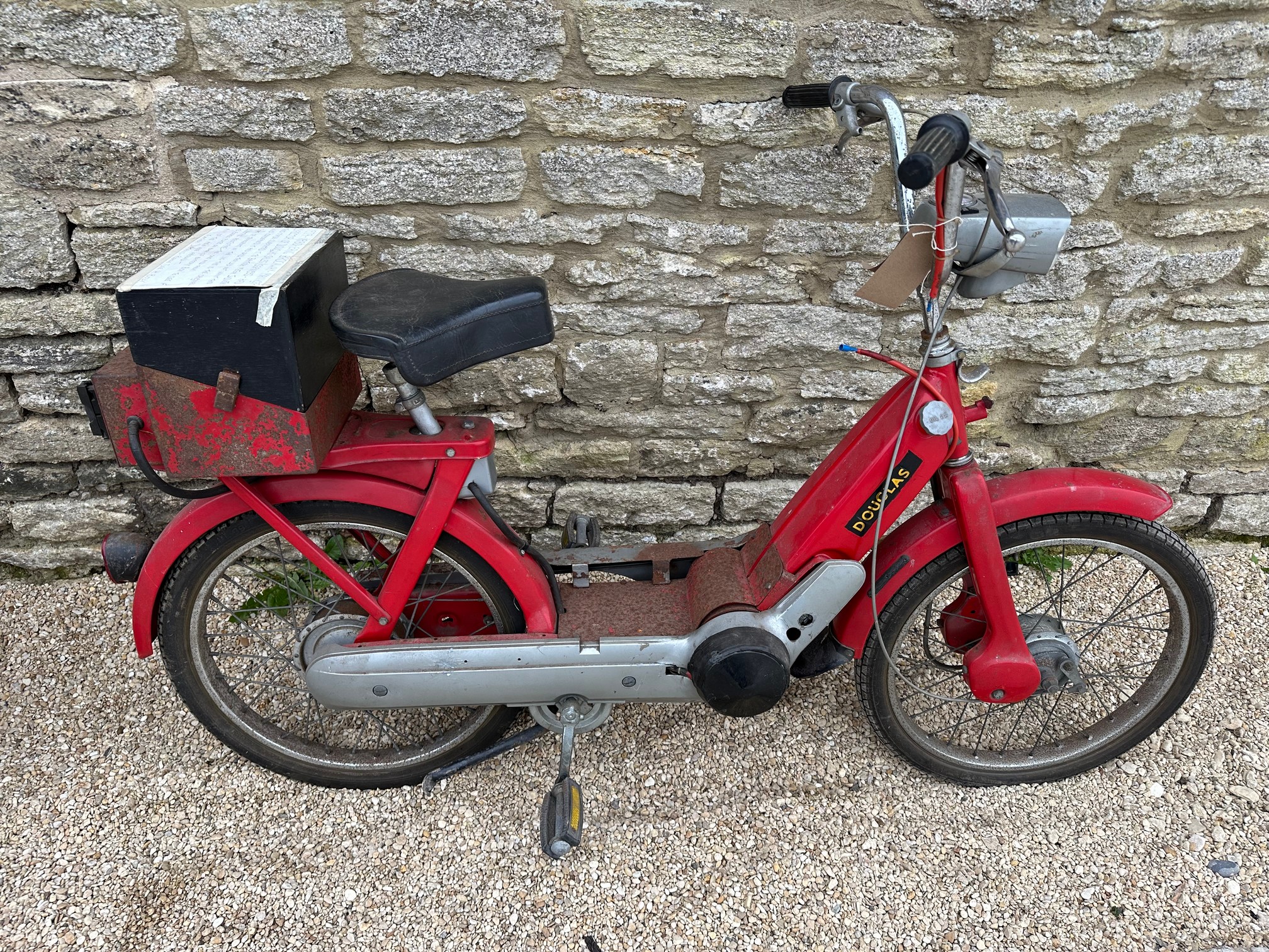 1980 DOUGLAS ELECTRIC MOPED