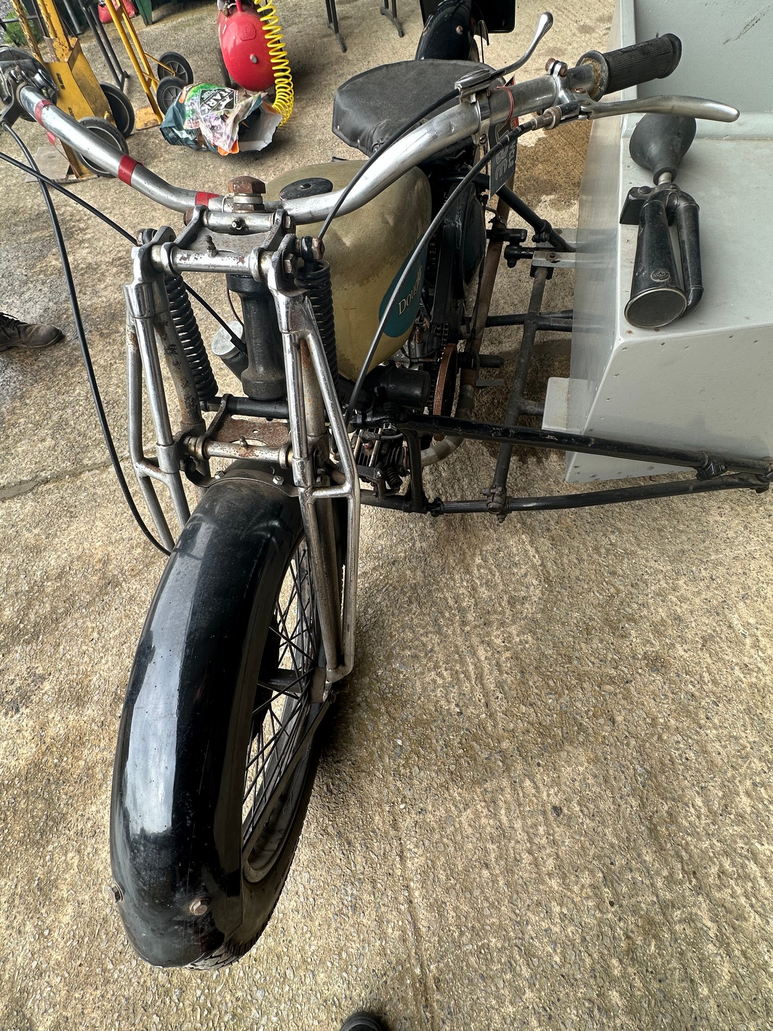 CIRCA 1930 DOUGLAS DT SPECIAL COMBINATION 600cc - Image 6 of 7