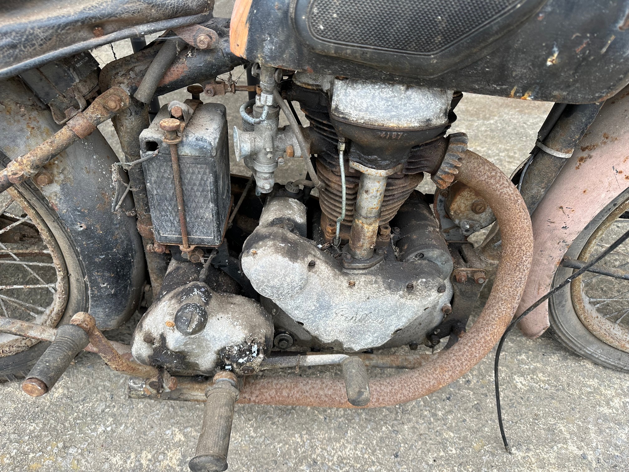 1952 PANTHER MODEL 75 348cc RESTORATION PROJECT - Image 3 of 6