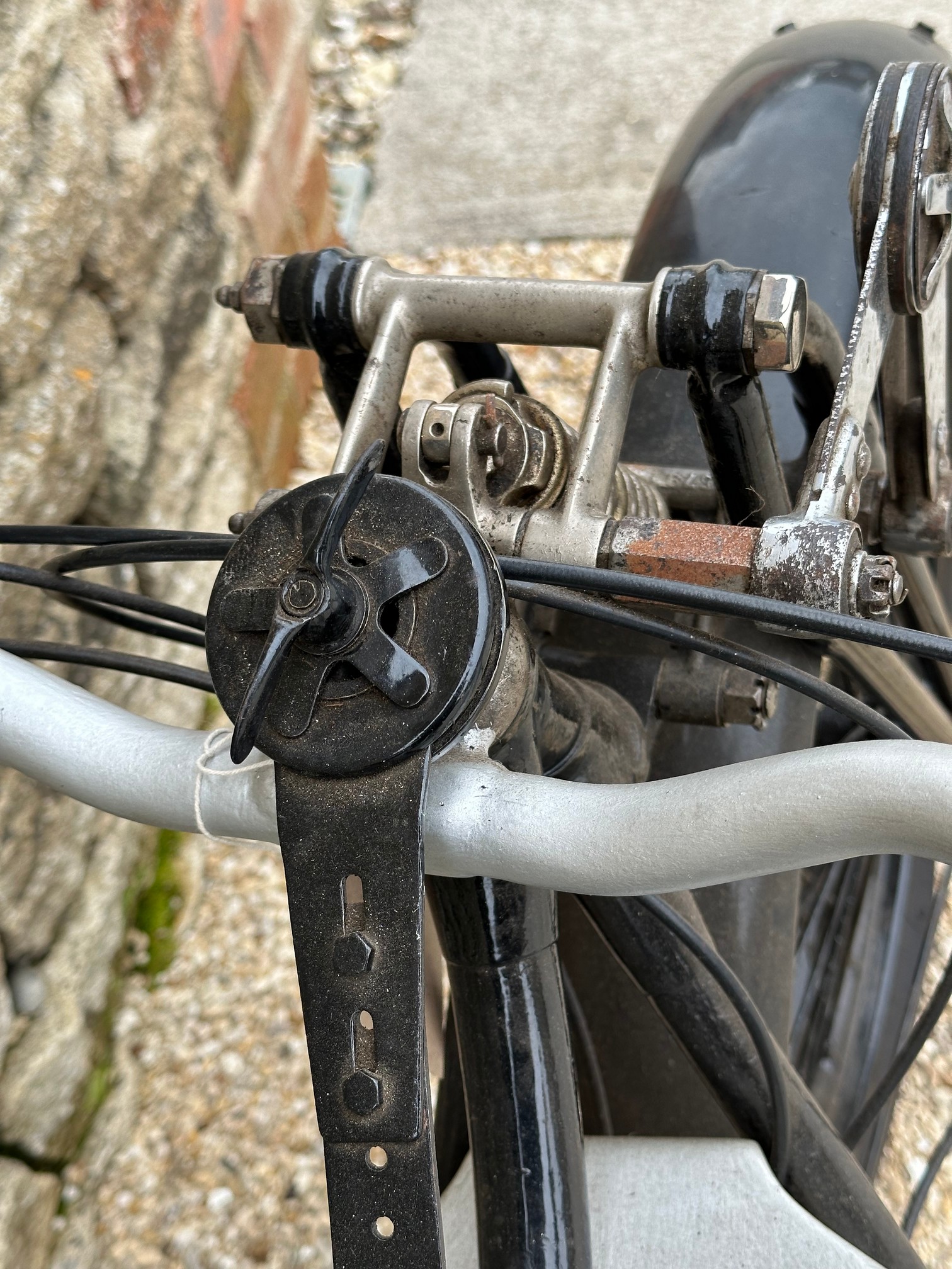 1930 DOUGLAS SW5 500cc SPRINT MOTORBIKE CONVERTED TO ROAD USE - Image 4 of 6