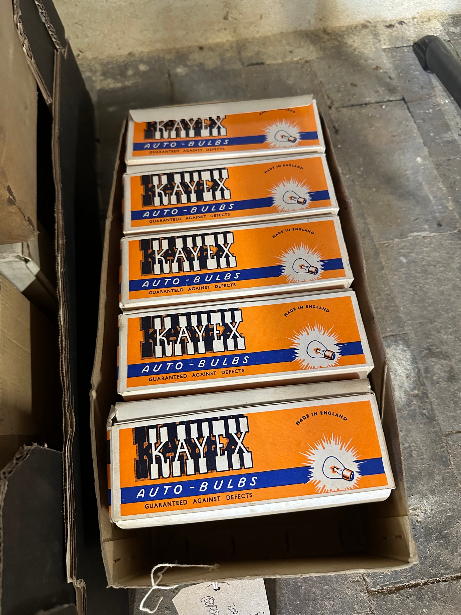 A large quantity of new old stock 6/12 volt bulbs including Kayex etc. (three boxes). - Image 2 of 4