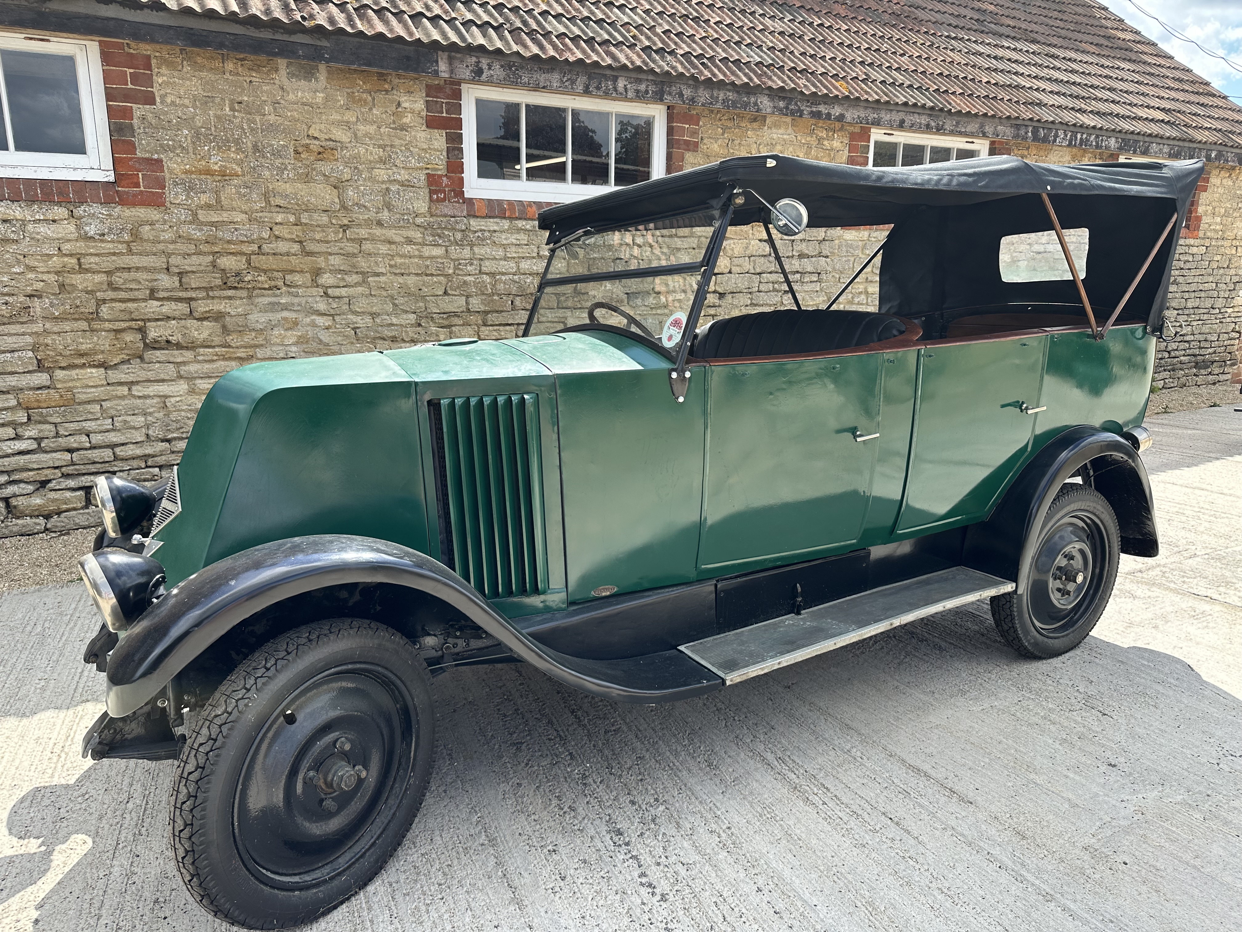 1926 Renault NN Torpedo Commercial