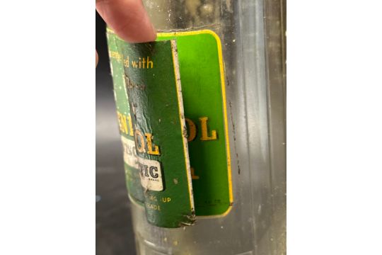 A BP Energol quart motor oil glass bottle with viscostatic label. - Image 5 of 5