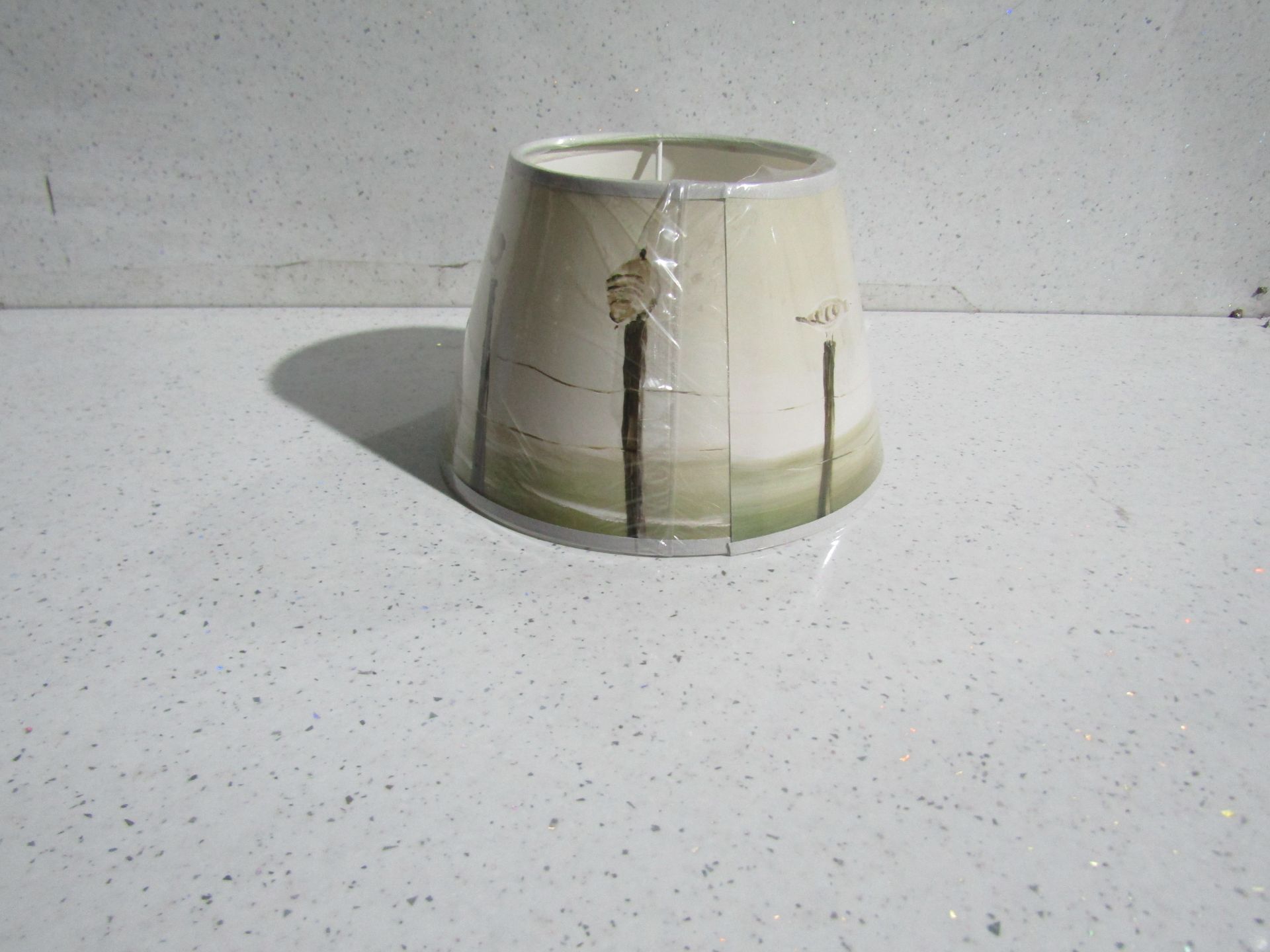 Coastal Birds Lampshade Small. Size: D20 x D13 x H13cm - RRP œ50.00 - New & Packaged. (335) - Image 2 of 2