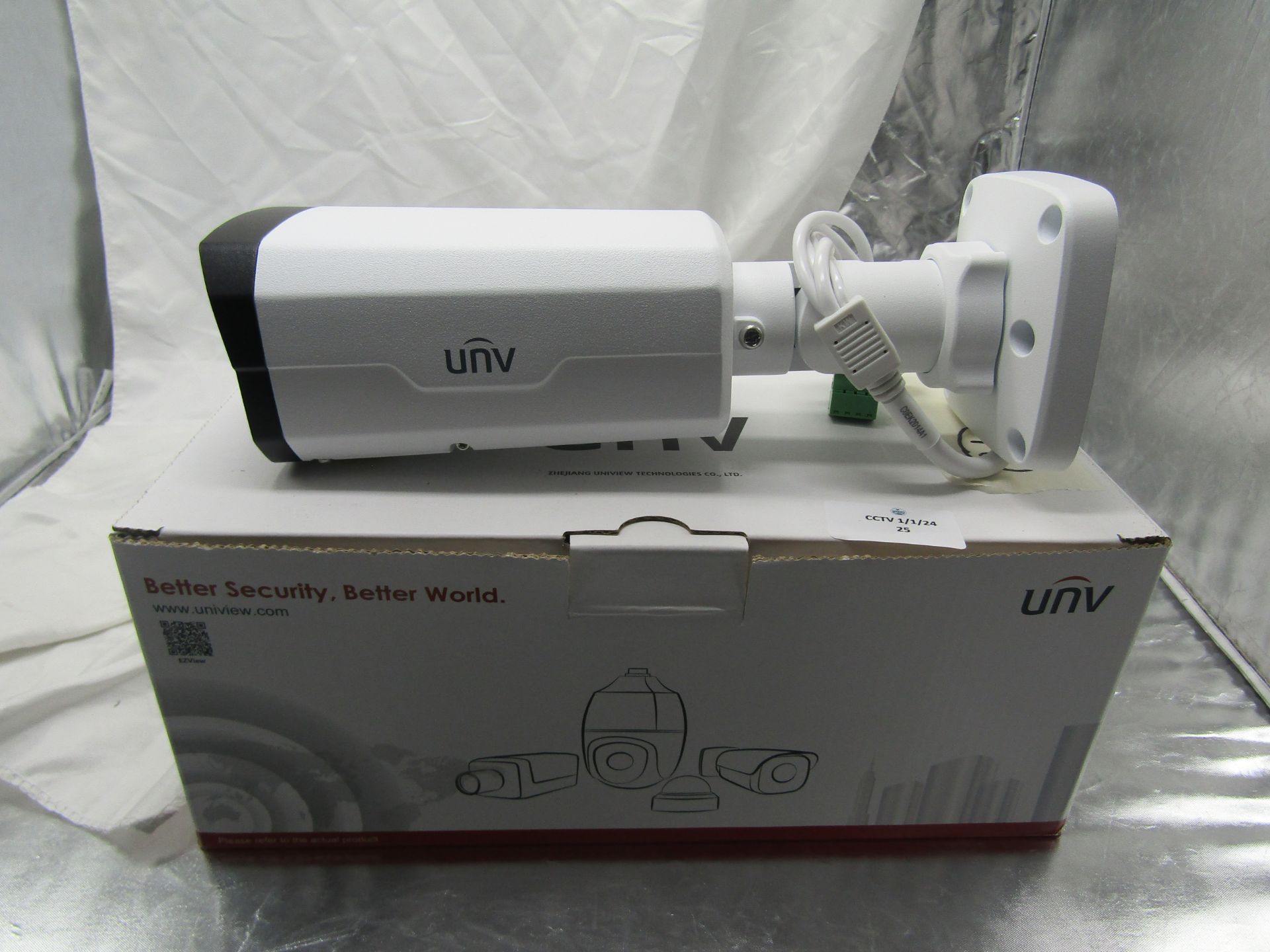 UNV IP Camera. Model: IPC2224SS-DF40K - Untested