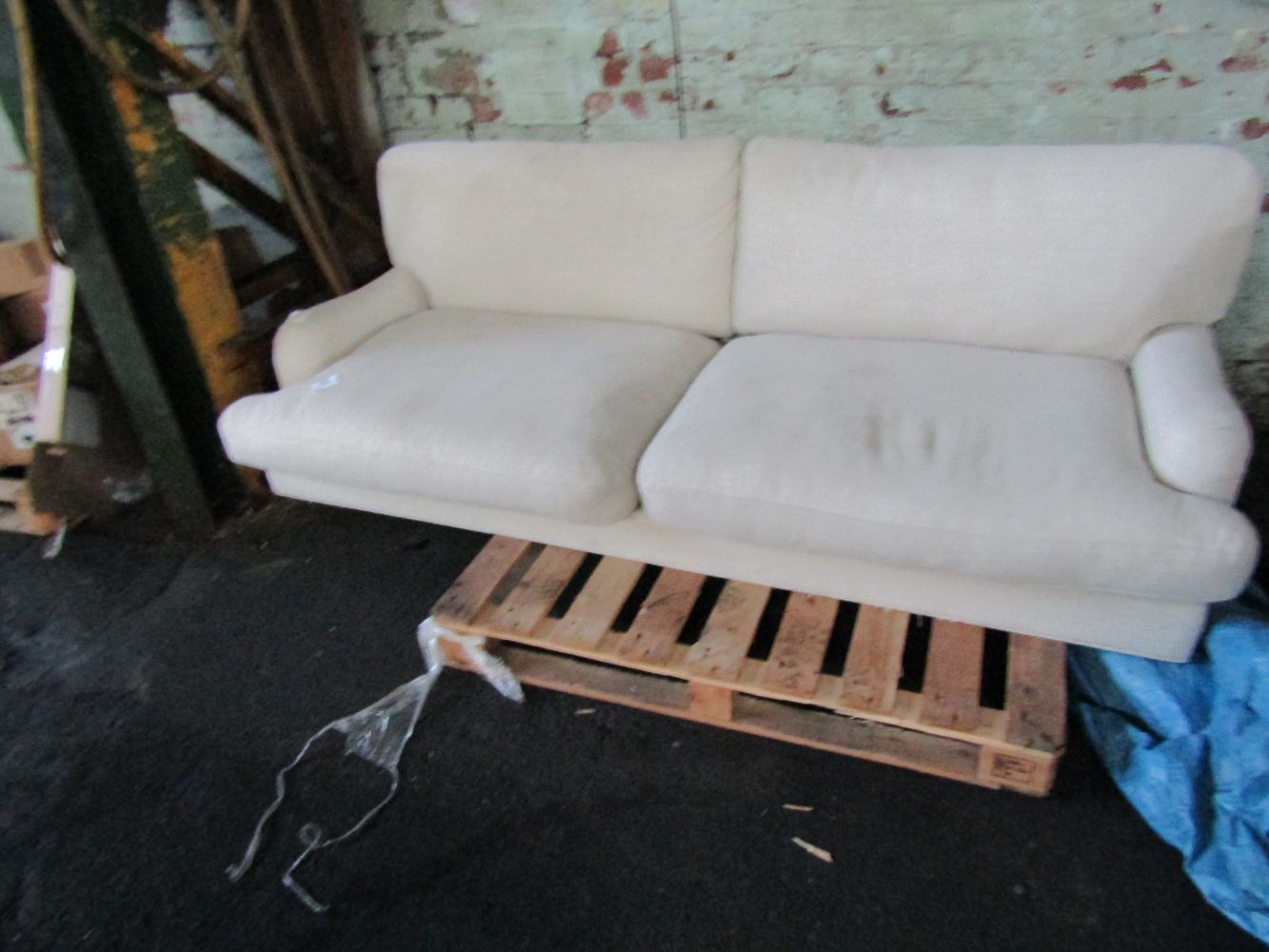 Upcyclers BER Furniture pallet auction with Pallets from Heals, Swoon, SCS, Oak Furnitureland and more