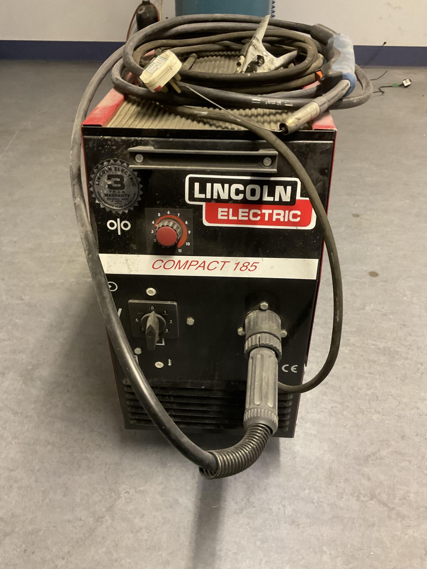 Lincoln Electric Mig Welder Compact 185 with Regulator - Image 3 of 10