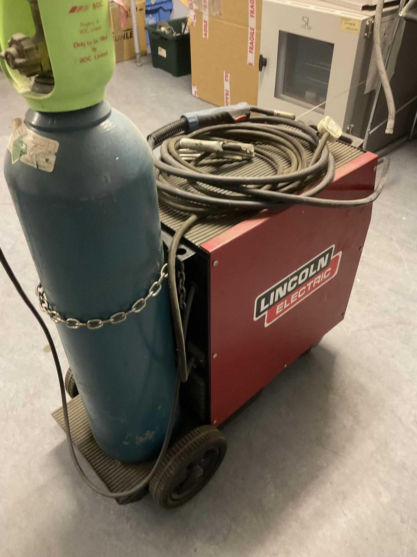 Lincoln Electric Mig Welder Compact 185 with Regulator - Image 6 of 10