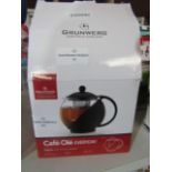 Grunwerg teapot with infuser, no visible damage