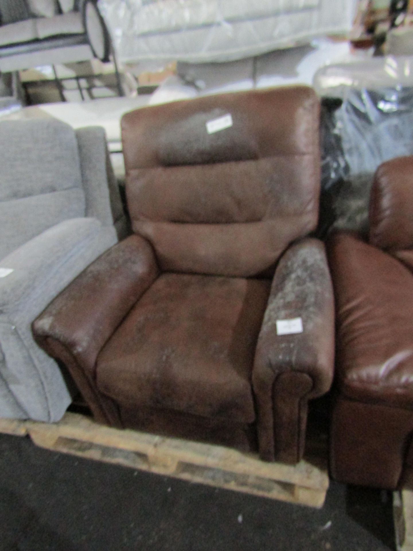 Oak Furnitureland Eastbourne Riser Recliner Armchair - Ranch Brown Fabric RRP 779.99About the - Image 2 of 2