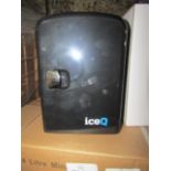 iceQ 4 Litre Mini Fridge - Black RRP 44.99About the Product(s)Condition of LotExcellent Condition: