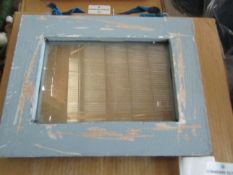 Small Rustic Display Frame - Duck Egg Blue 6?4 Photo size - New & Boxed.
