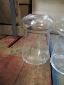 Round Clear Glass Vase 13.5cm Diam x 20cm High. - New. (219)